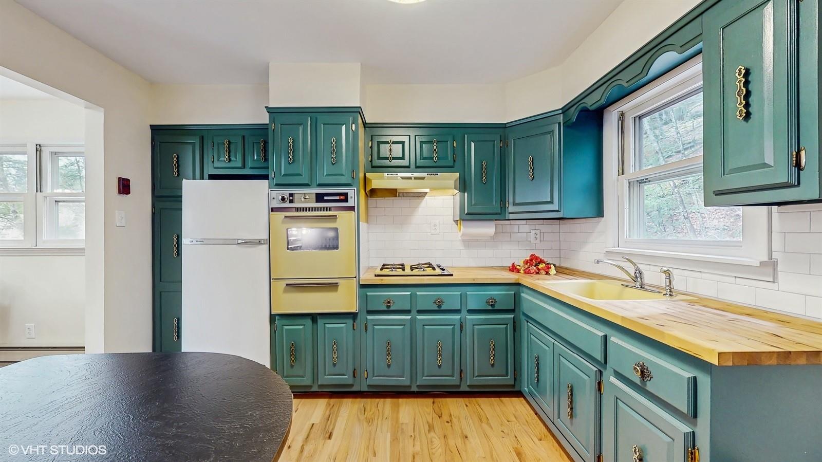 736 State Route 55, Napanoch, NY 12458