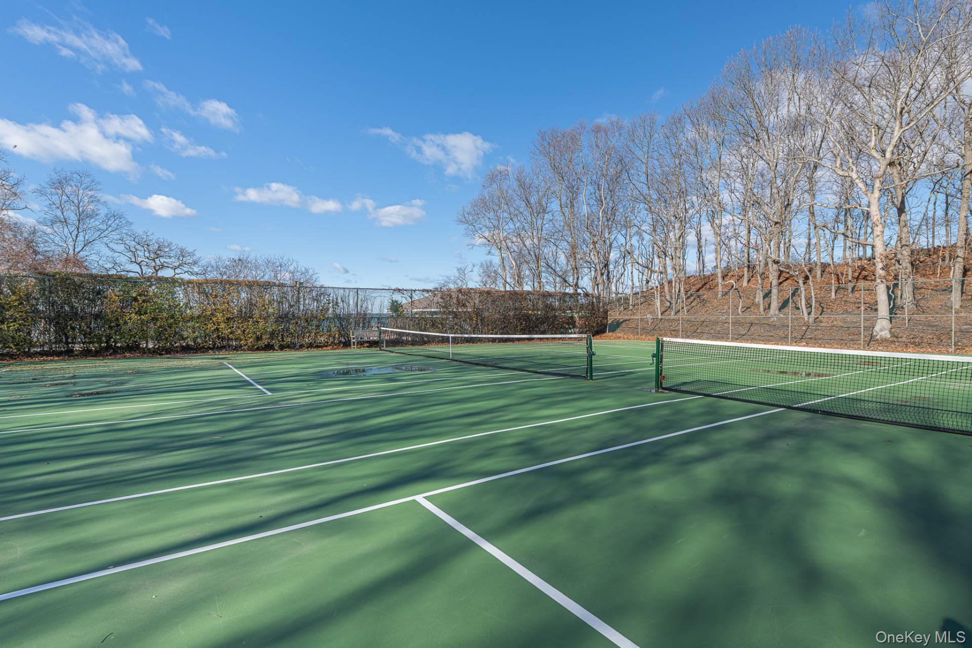 40 Scrimshaw Drive, Southampton, NY 11968