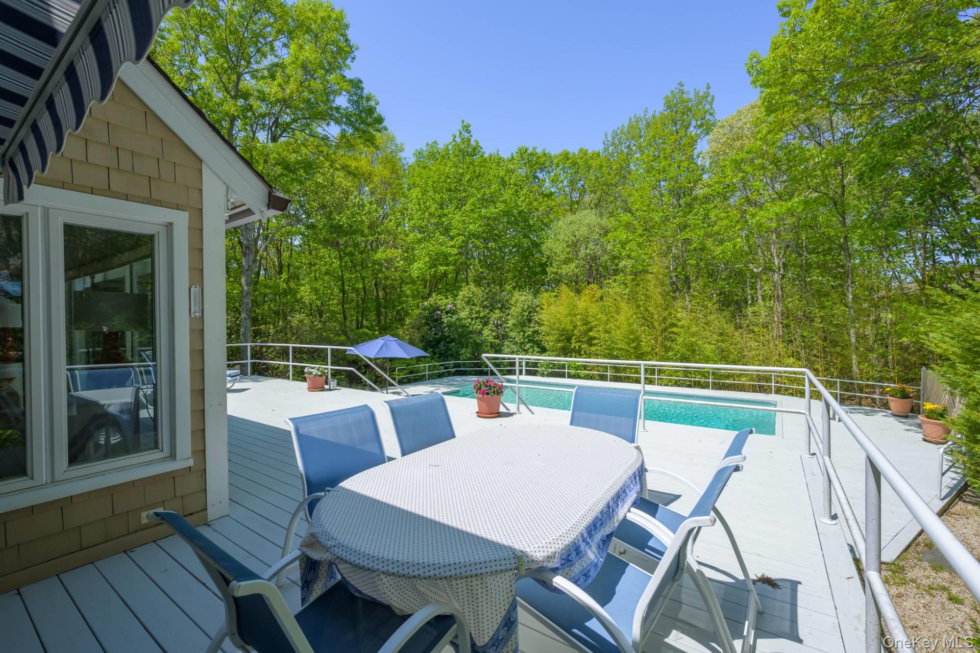 40 Scrimshaw Drive, Southampton, NY 11968