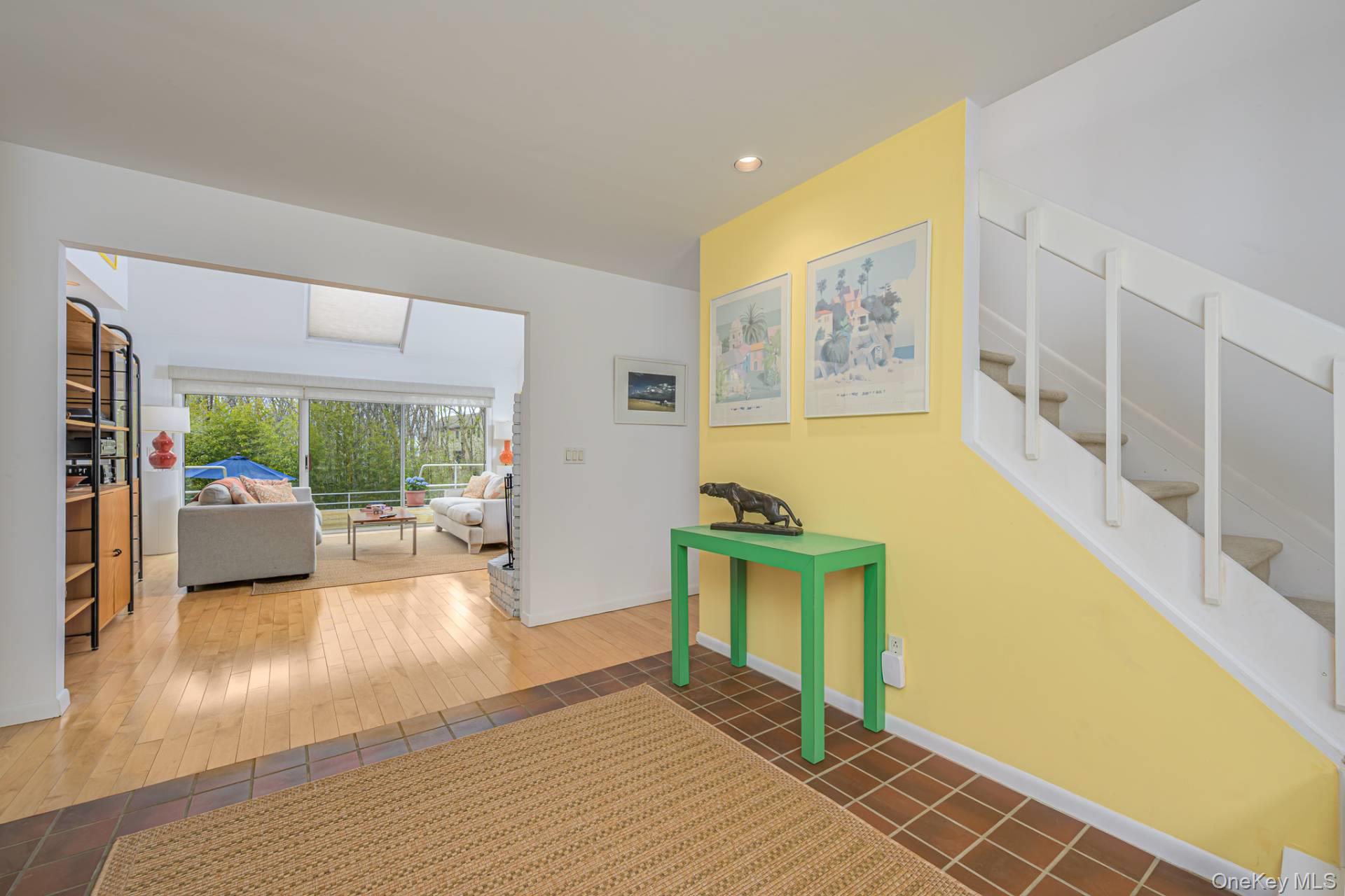 40 Scrimshaw Drive, Southampton, NY 11968