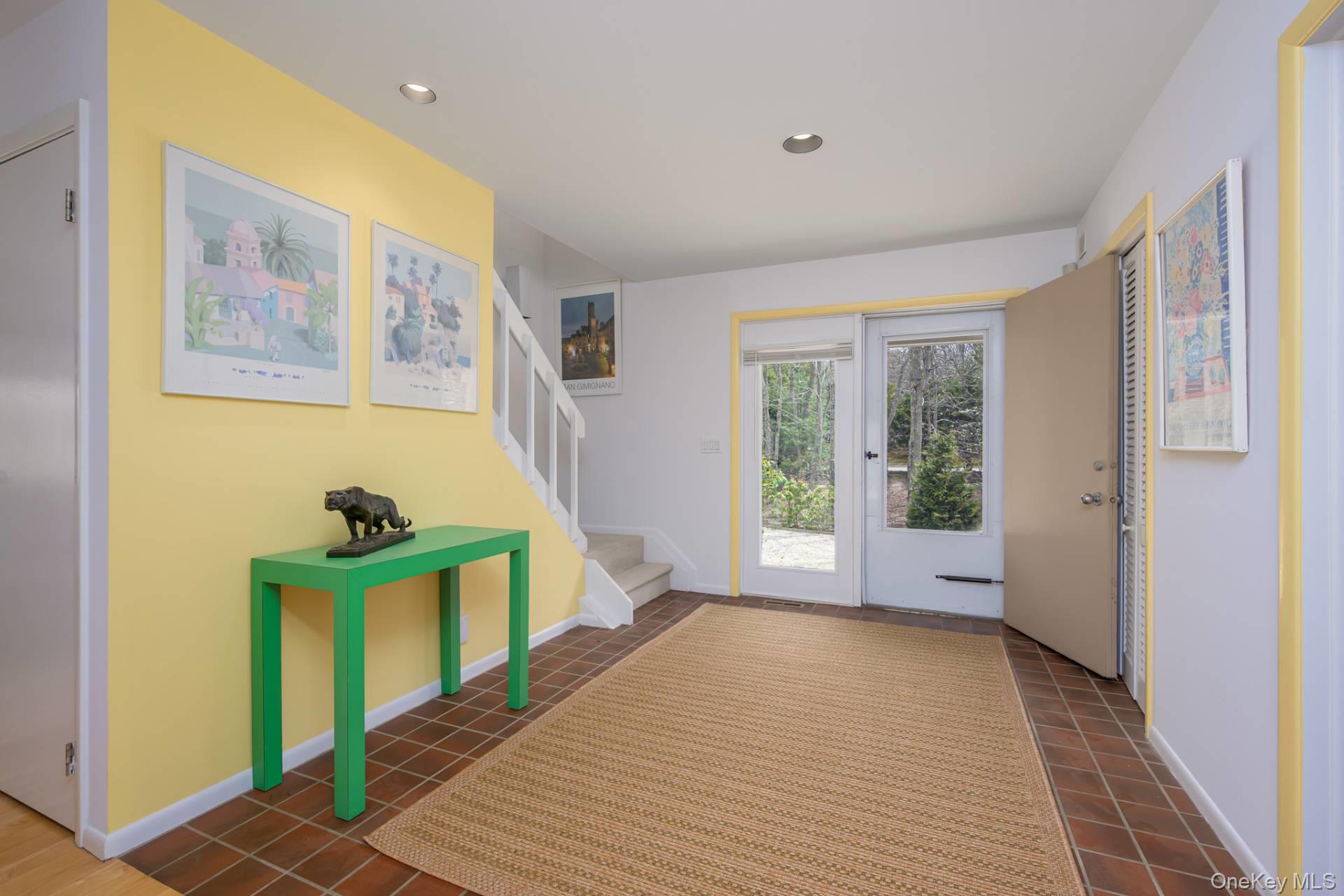 40 Scrimshaw Drive, Southampton, NY 11968