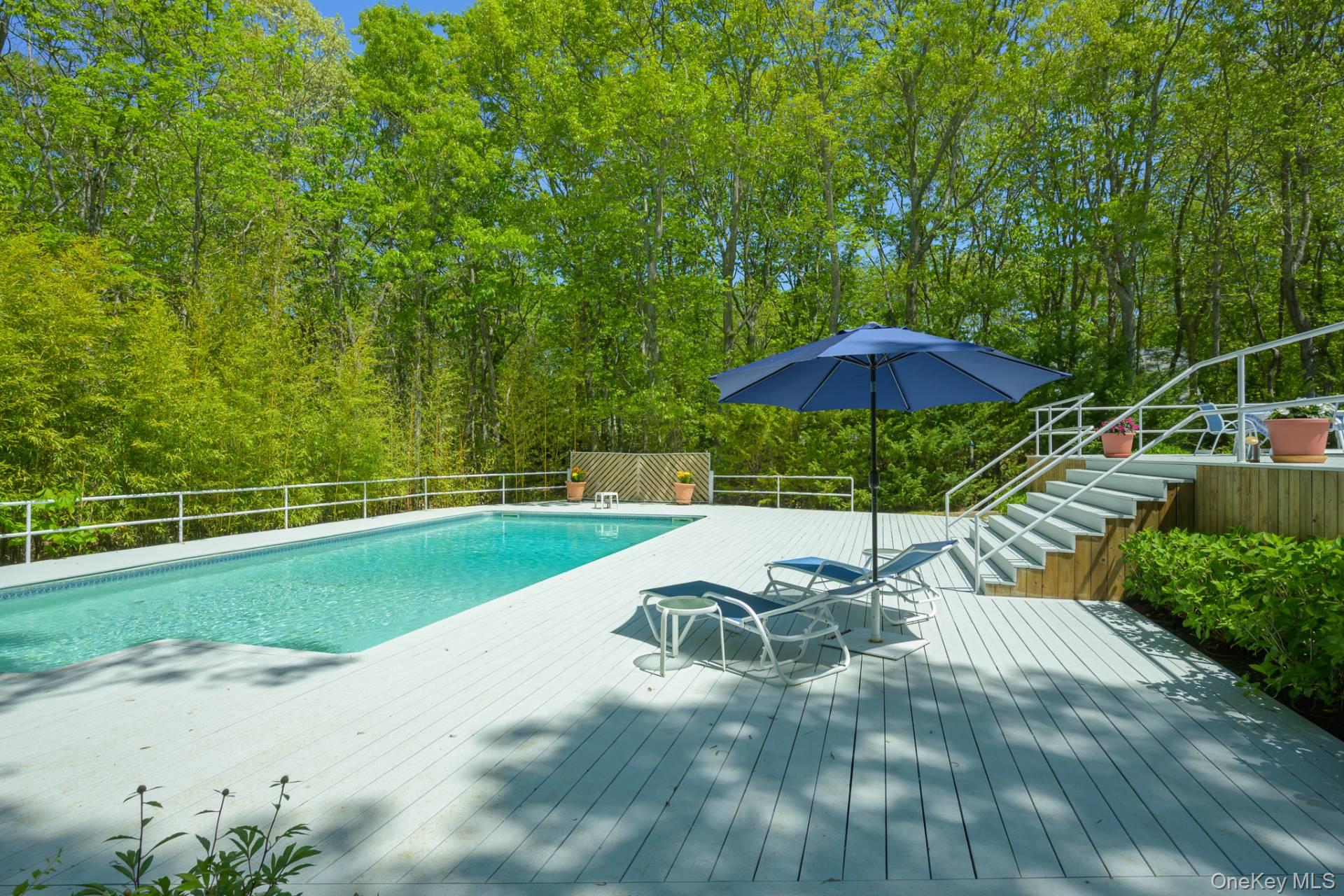 40 Scrimshaw Drive, Southampton, NY 11968