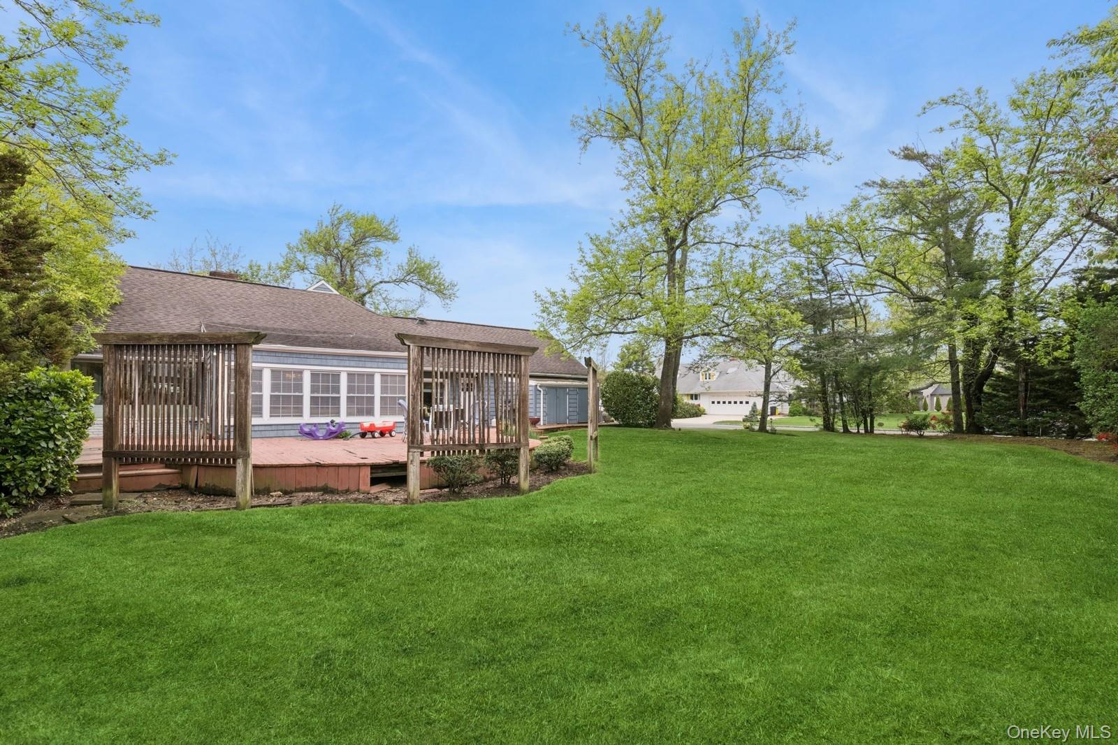 1302 Azure Place, Hewlett Harbor, NY 11557