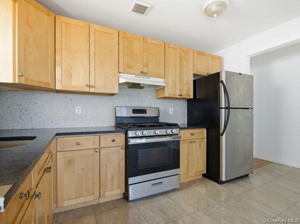 1620 Taylor Avenue, Bronx, NY 10460