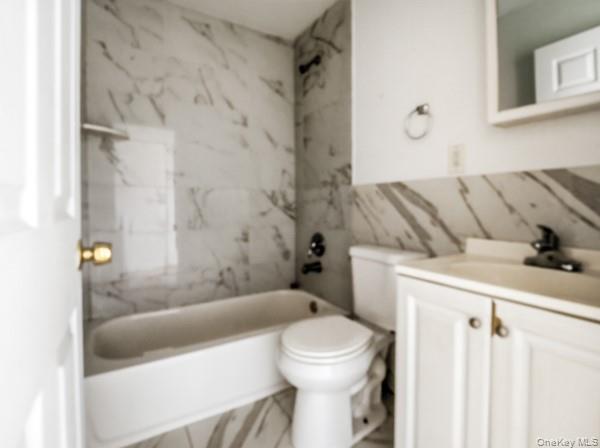 1620 Taylor Avenue, Bronx, NY 10460