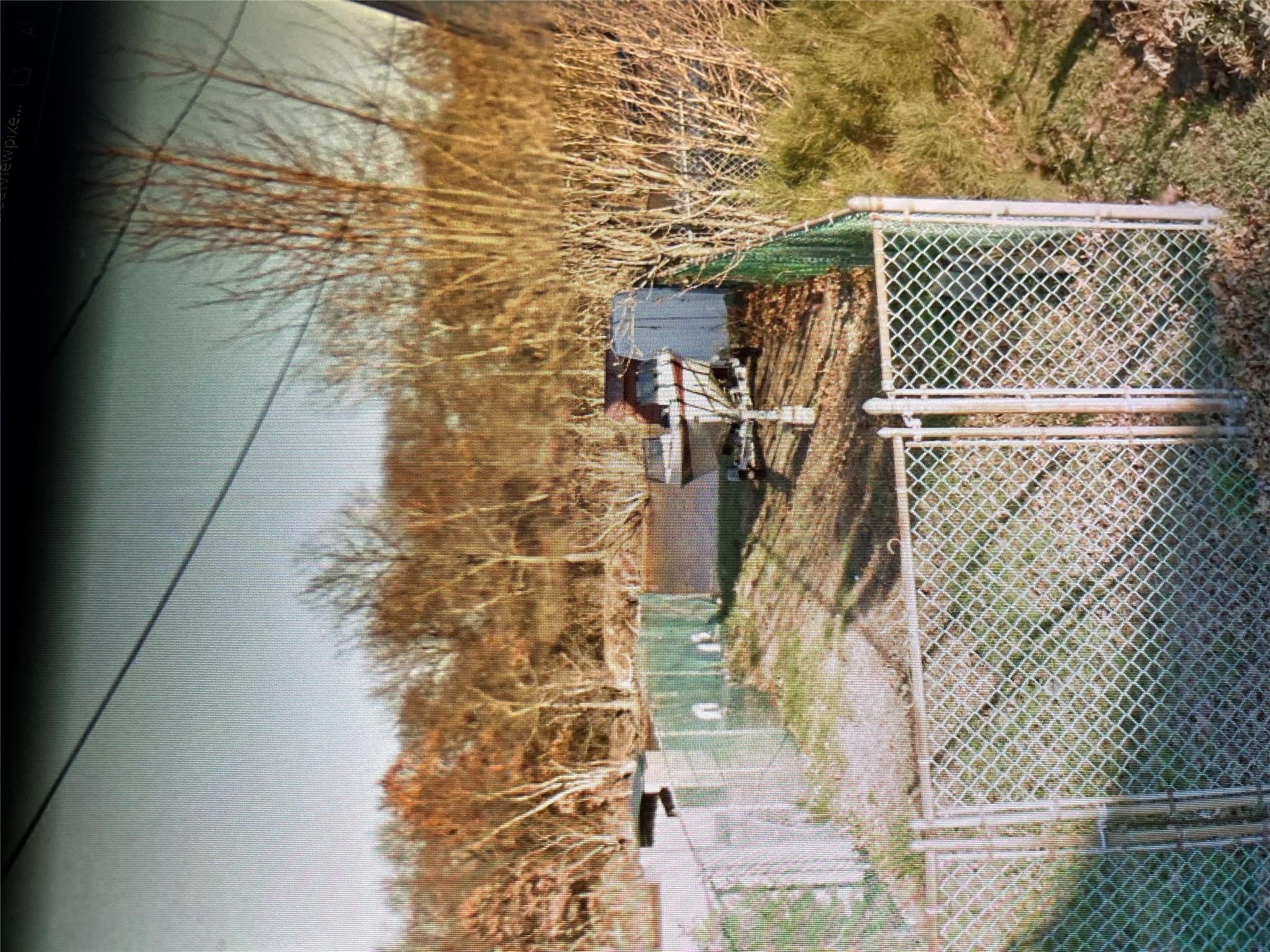 50 Inlet Drive, Lindenhurst, NY 11757