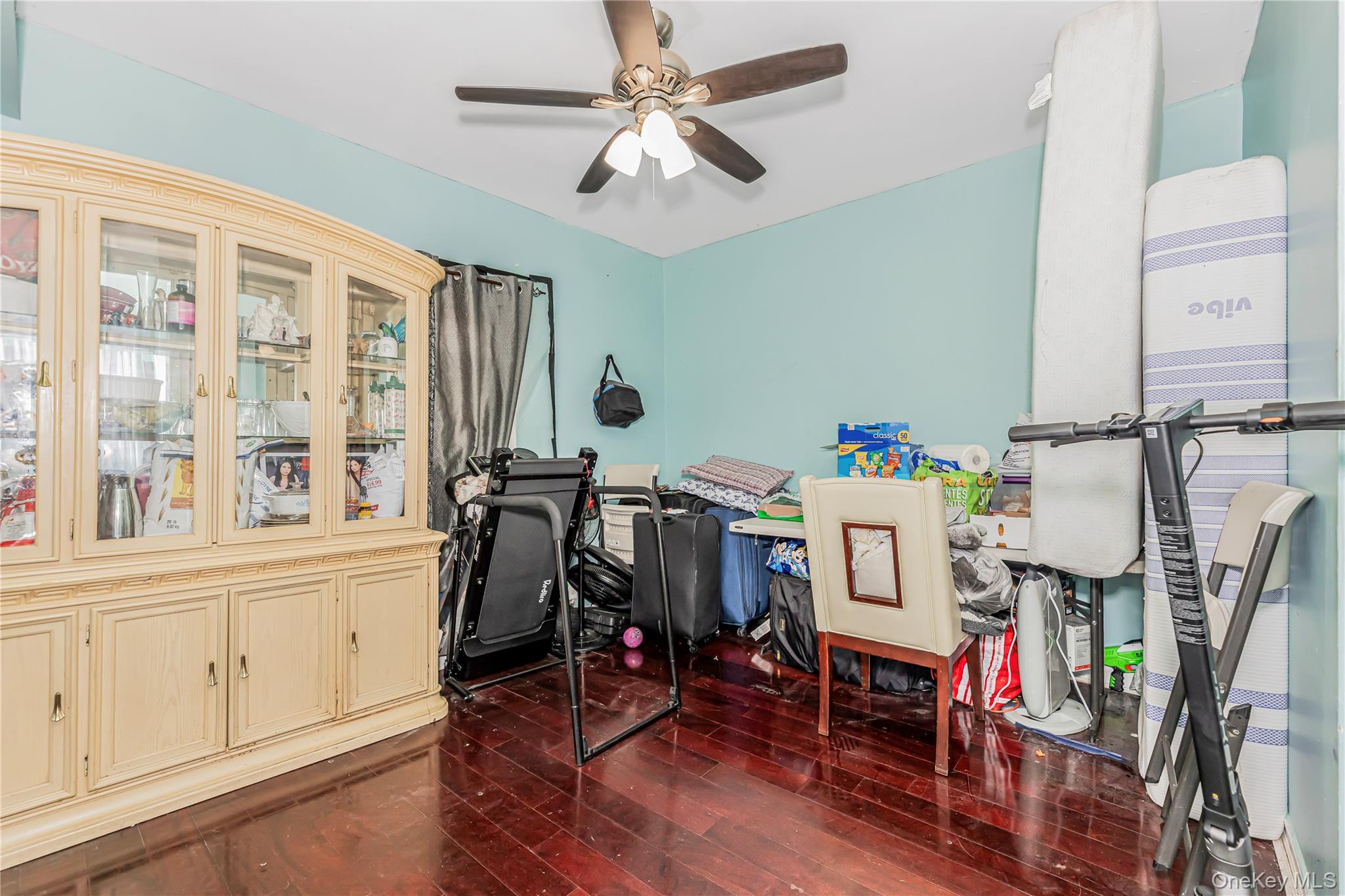 607 East 226 Street, Bronx, NY 10466