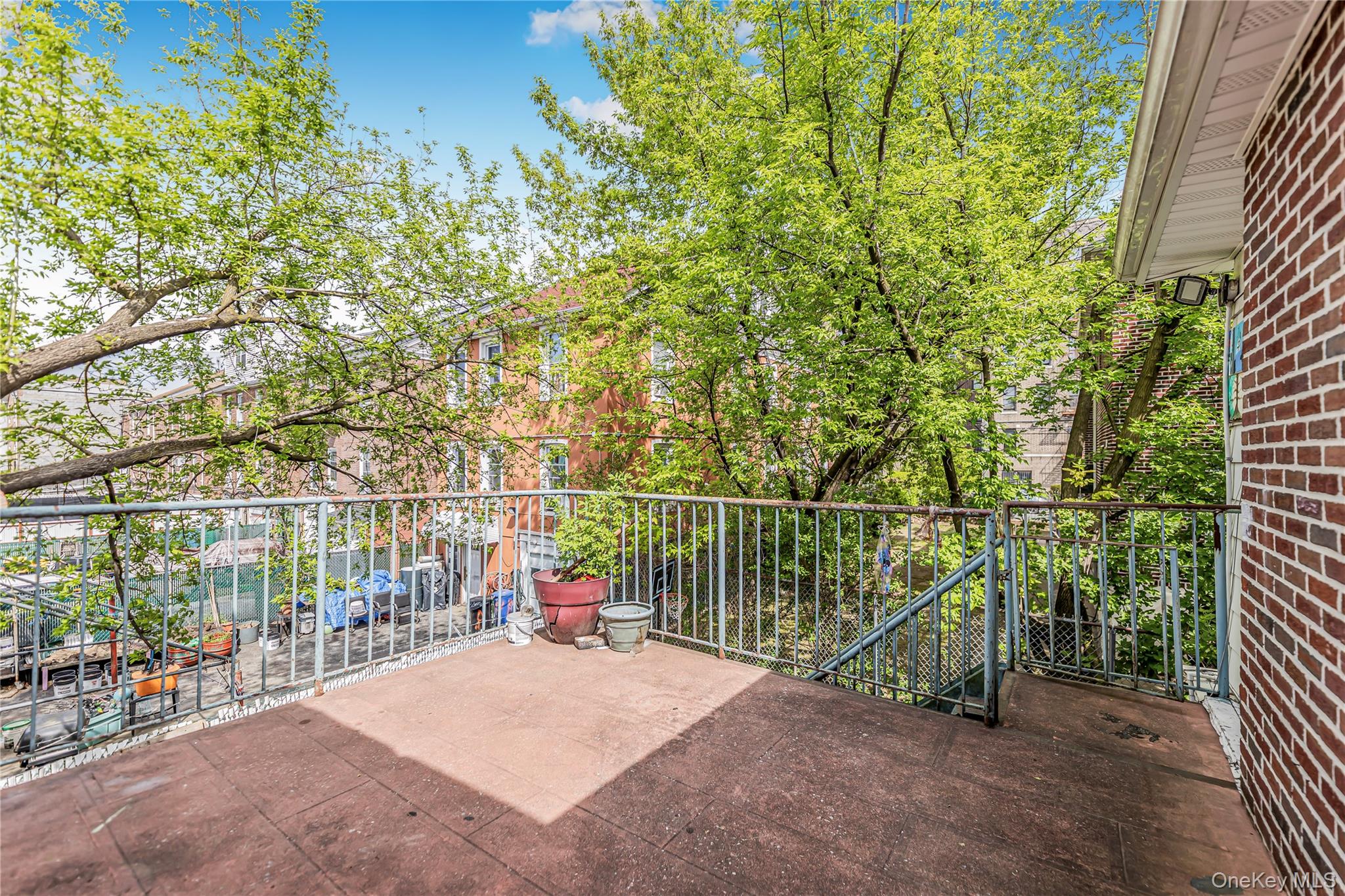 607 East 226 Street, Bronx, NY 10466