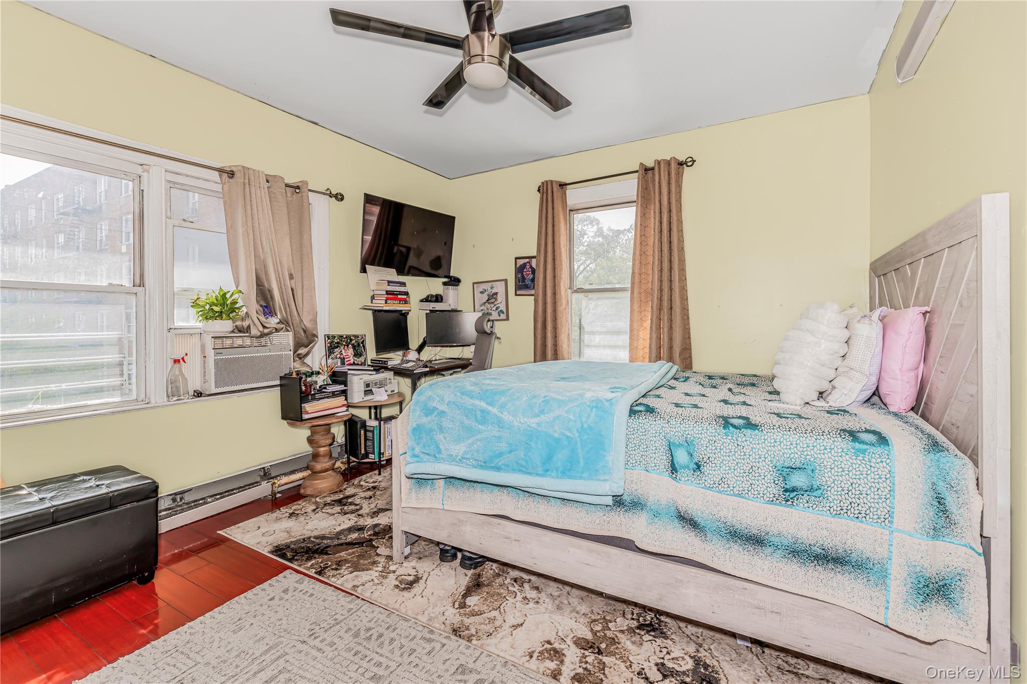 607 East 226 Street, Bronx, NY 10466