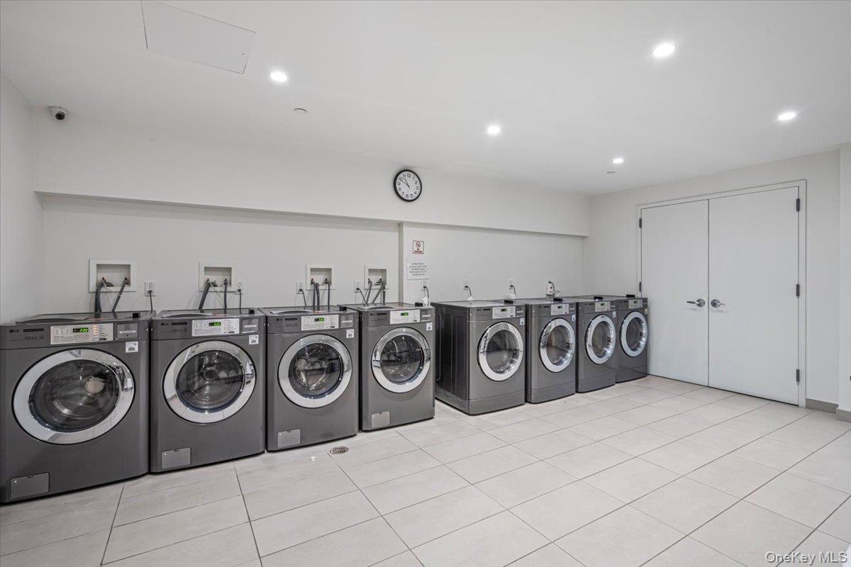 87-22 51st Avenue # 4E, Elmhurst, NY 11373