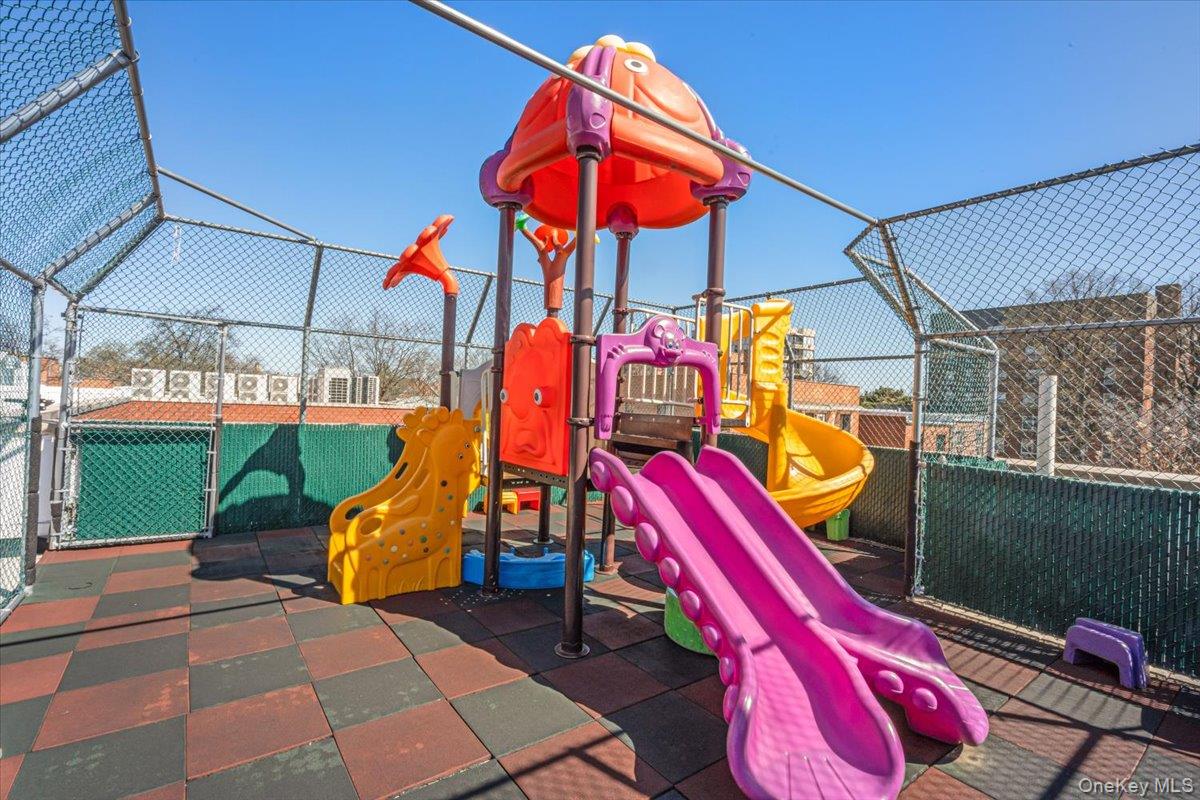 87-22 51st Avenue # 4E, Elmhurst, NY 11373