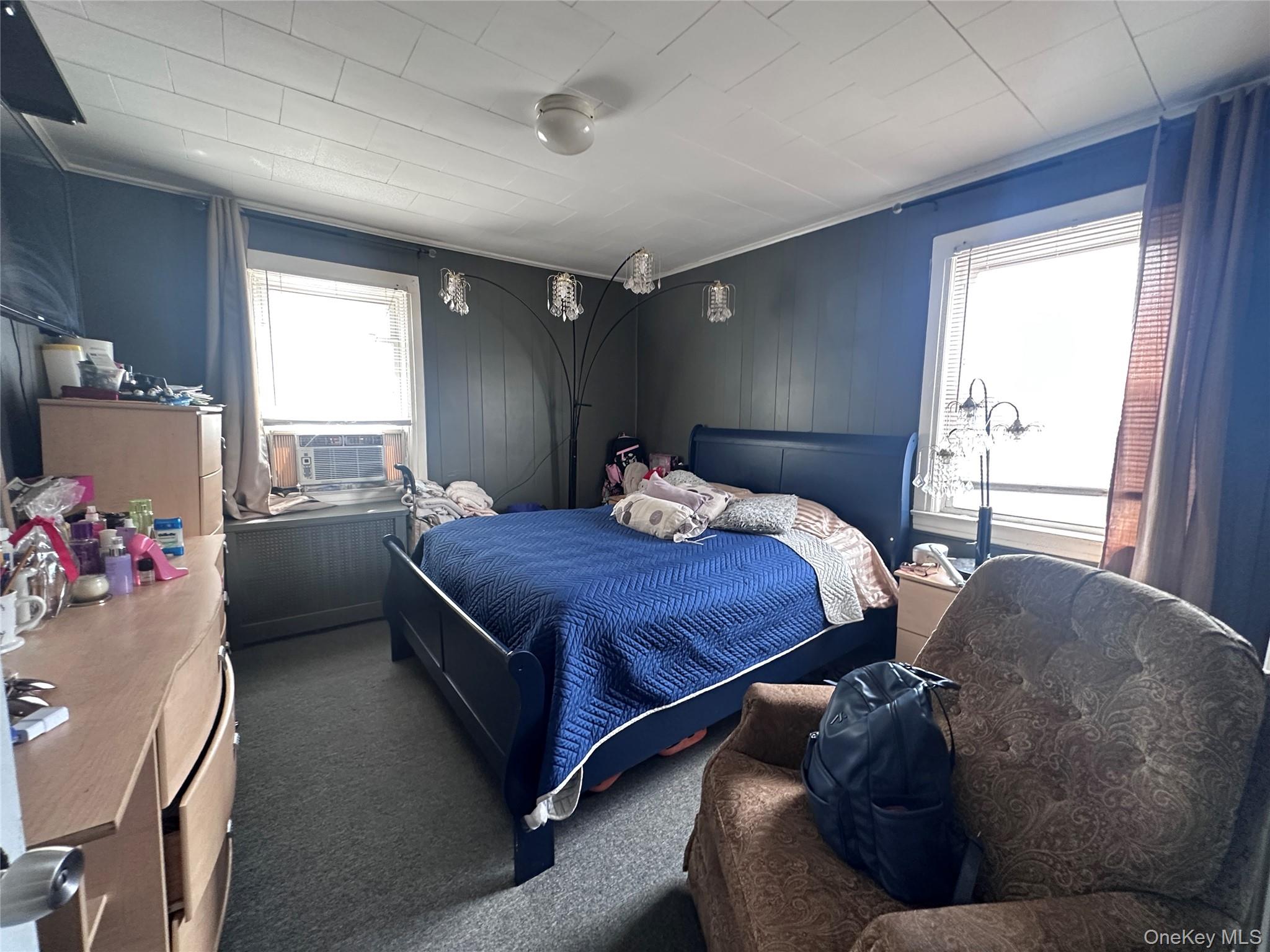 93-22 217 Street, Queens Village, NY 11428