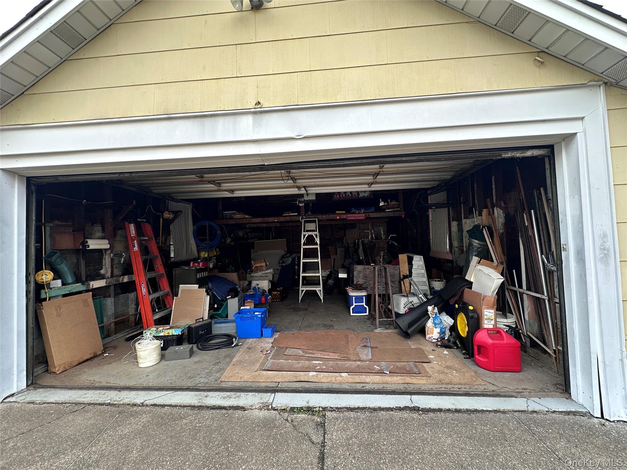 93-22 217 Street, Queens Village, NY 11428