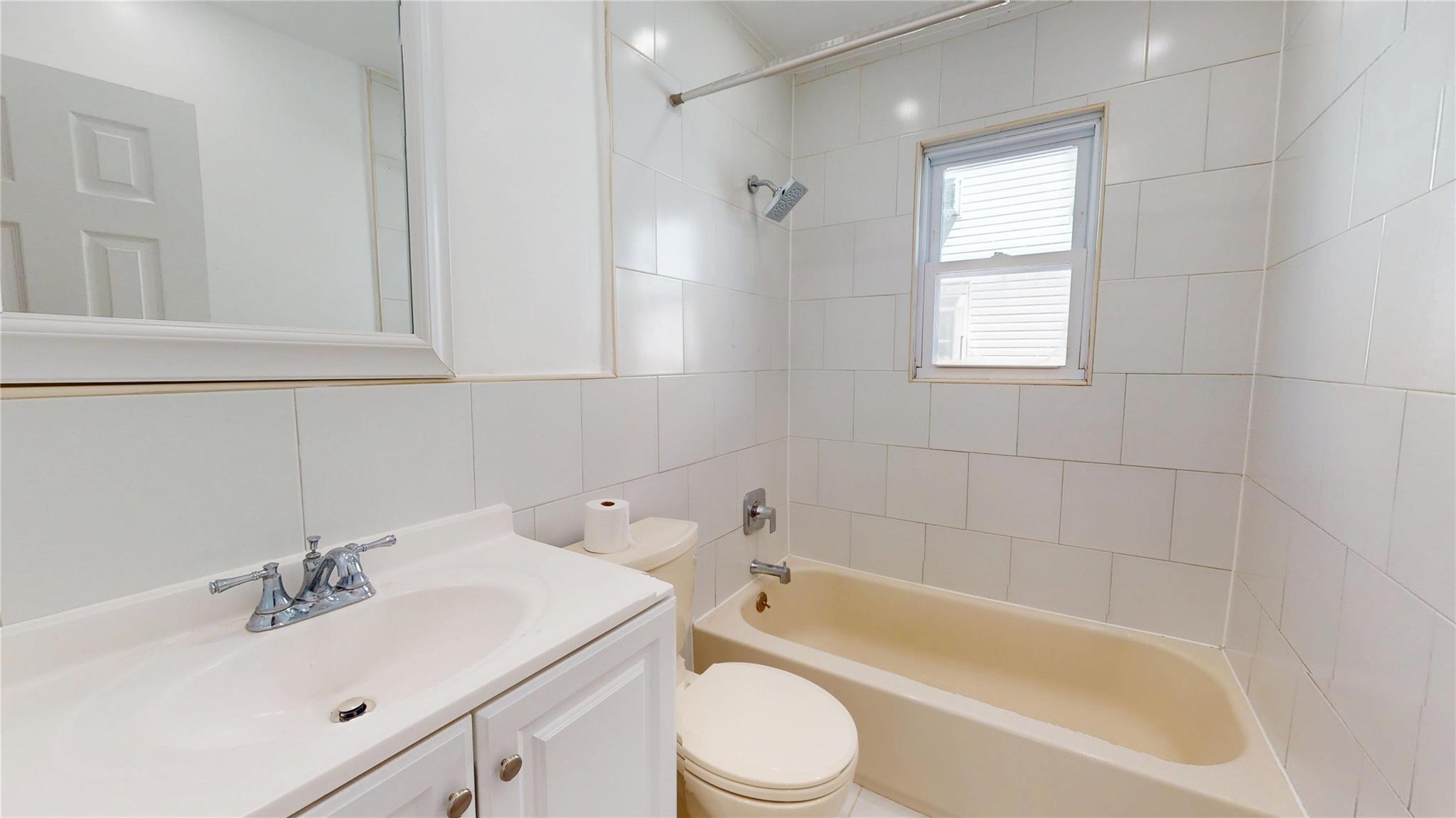 11547 144th Street, Jamaica, NY 11436