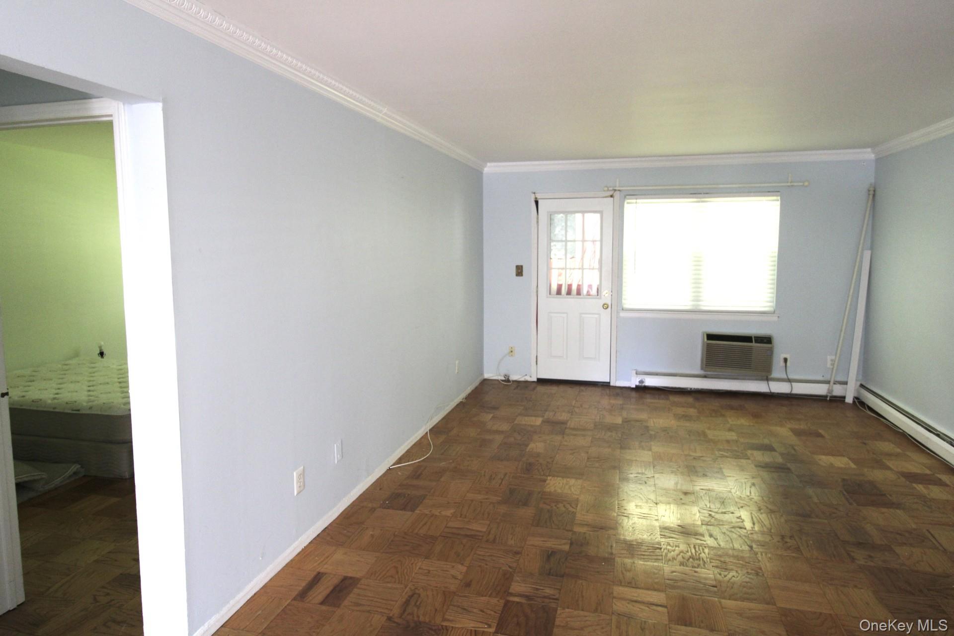 5 Anchorage Lane # 4A, Oyster Bay, NY 11771