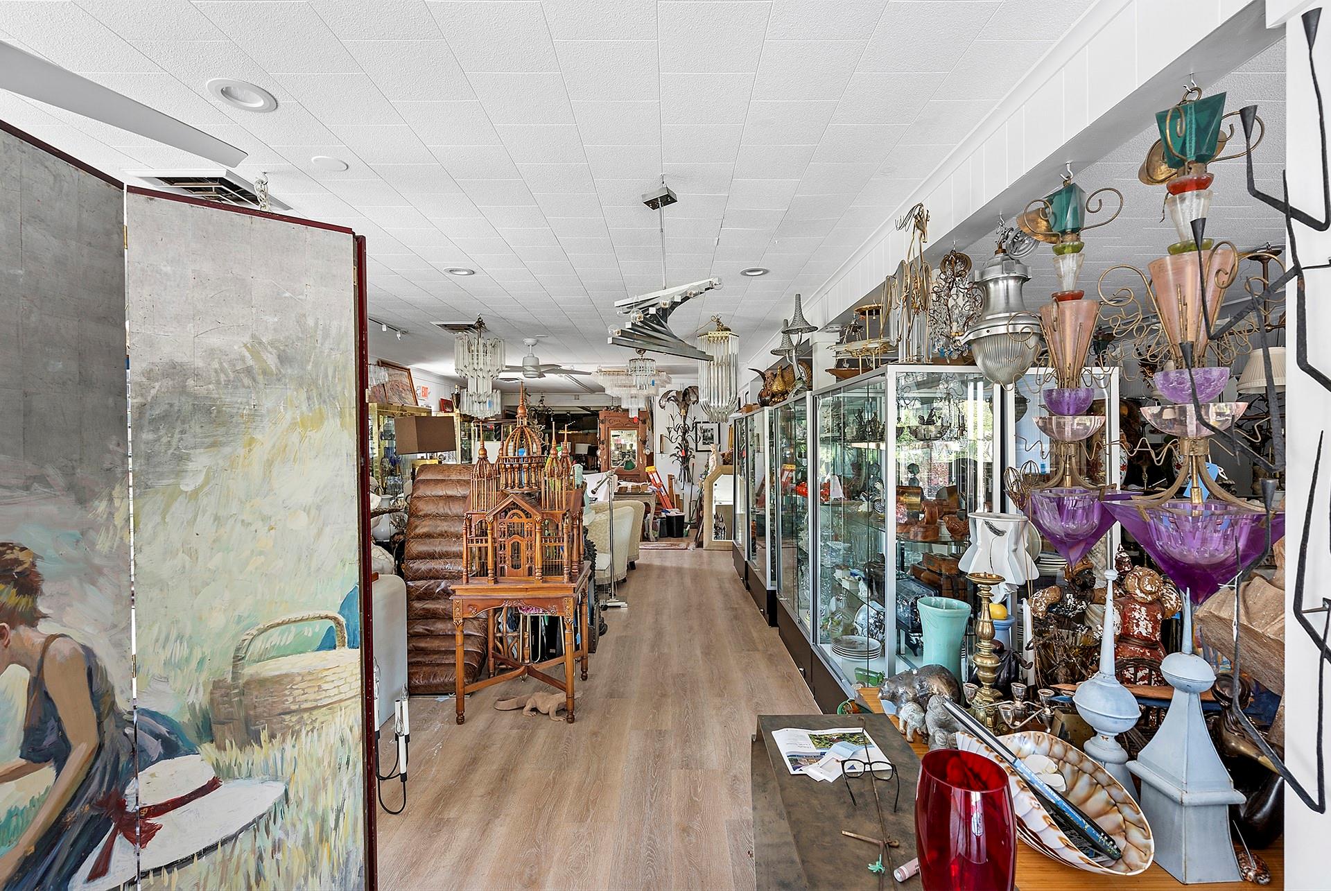 69465 Main Road, Greenport, NY 11944