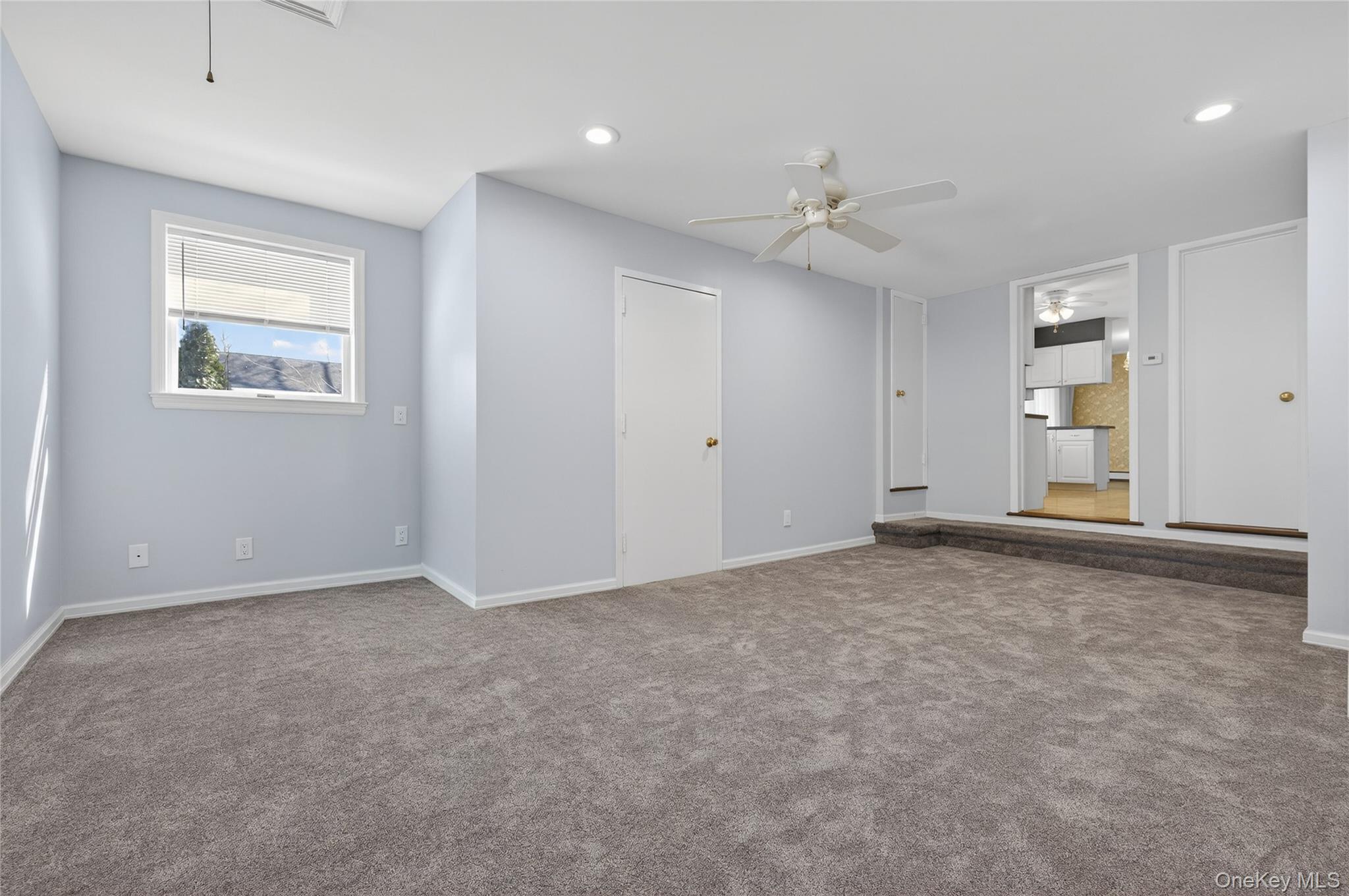 8 Crestwood Drive, Huntington Station, NY 11746