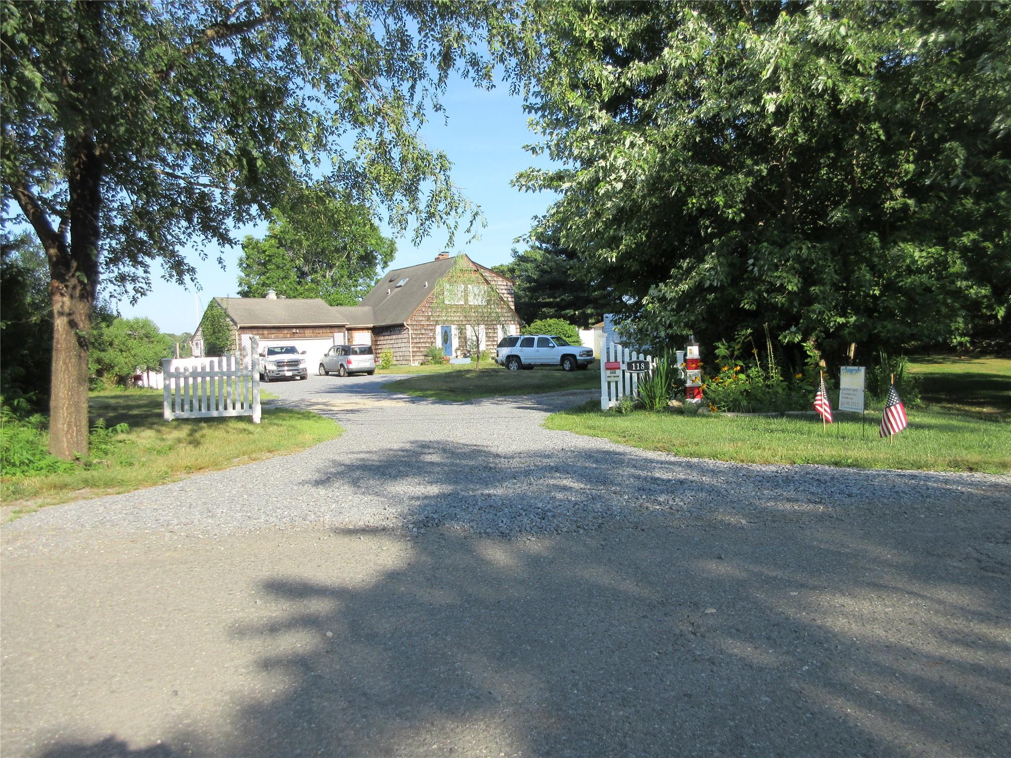 118 Overlook Drive, Aquebogue, NY 11931