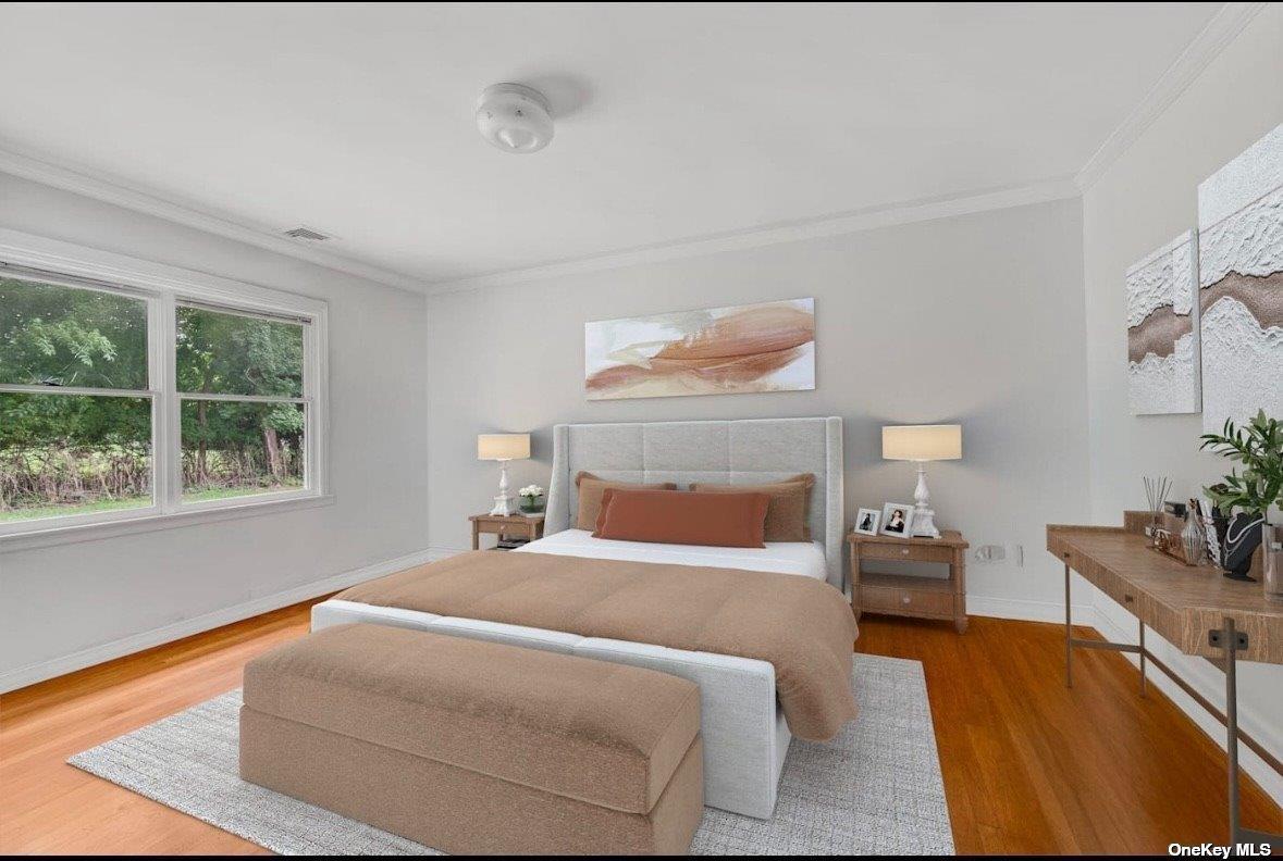 1 Breeze Hill Road, Northport, NY 11768