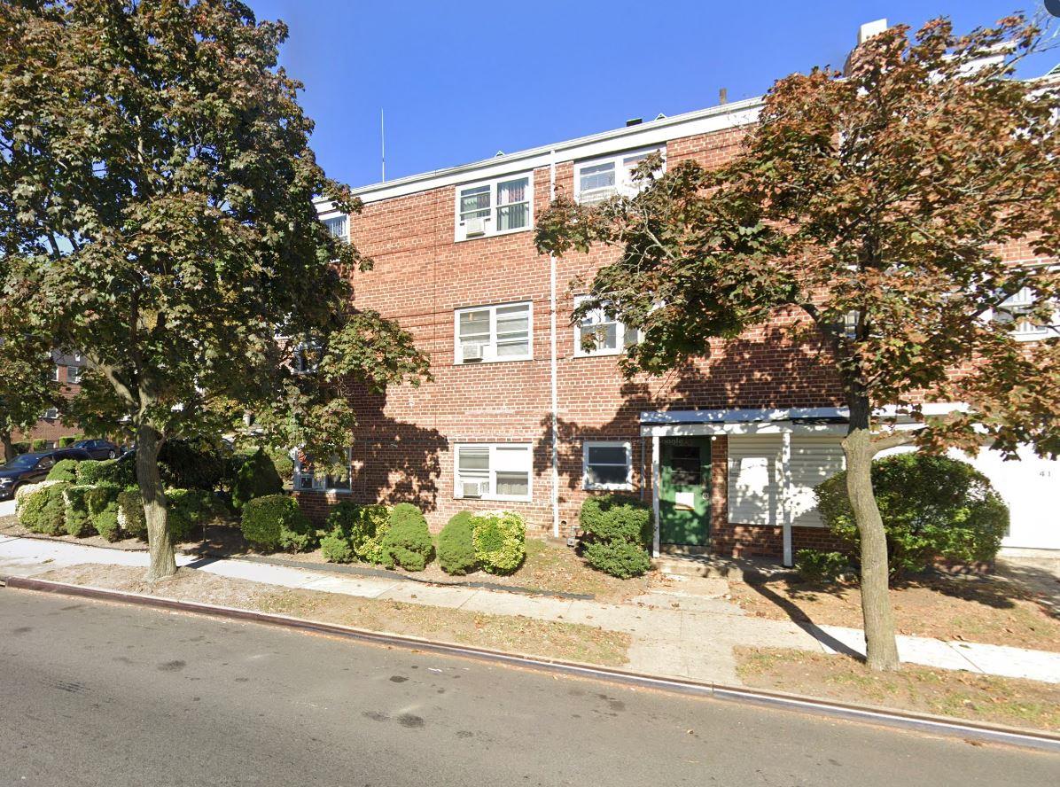 214-03 Hillside Avenue # B, Queens Village, NY 11428