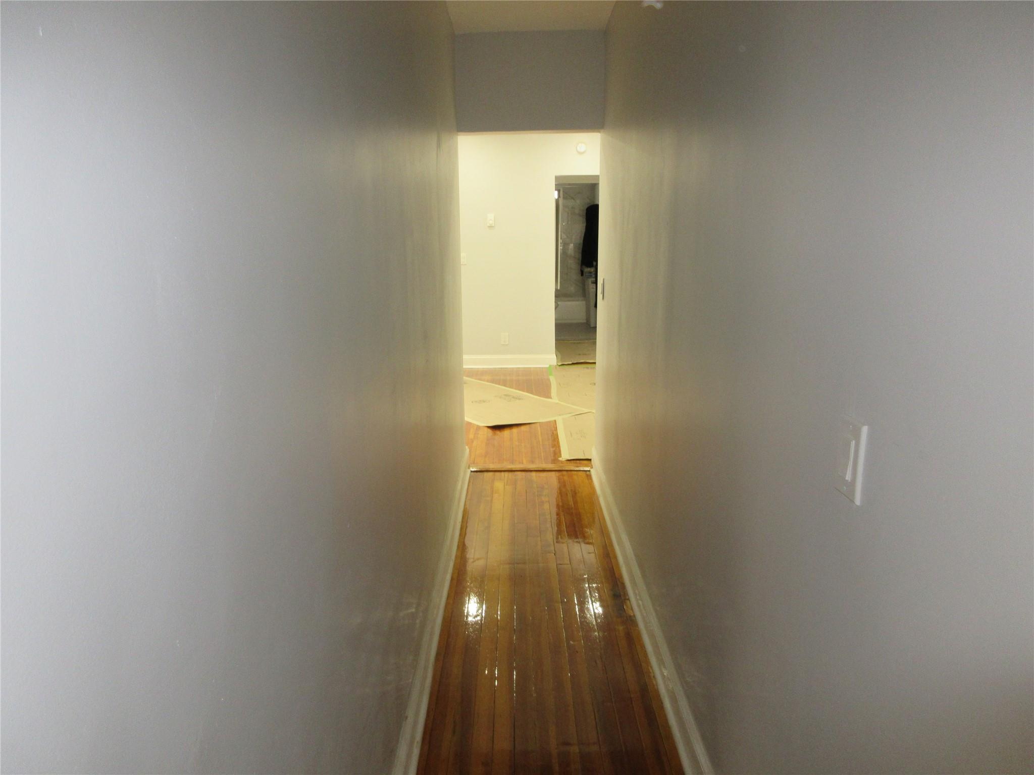 949 E 213th Street, Bronx, NY 10469