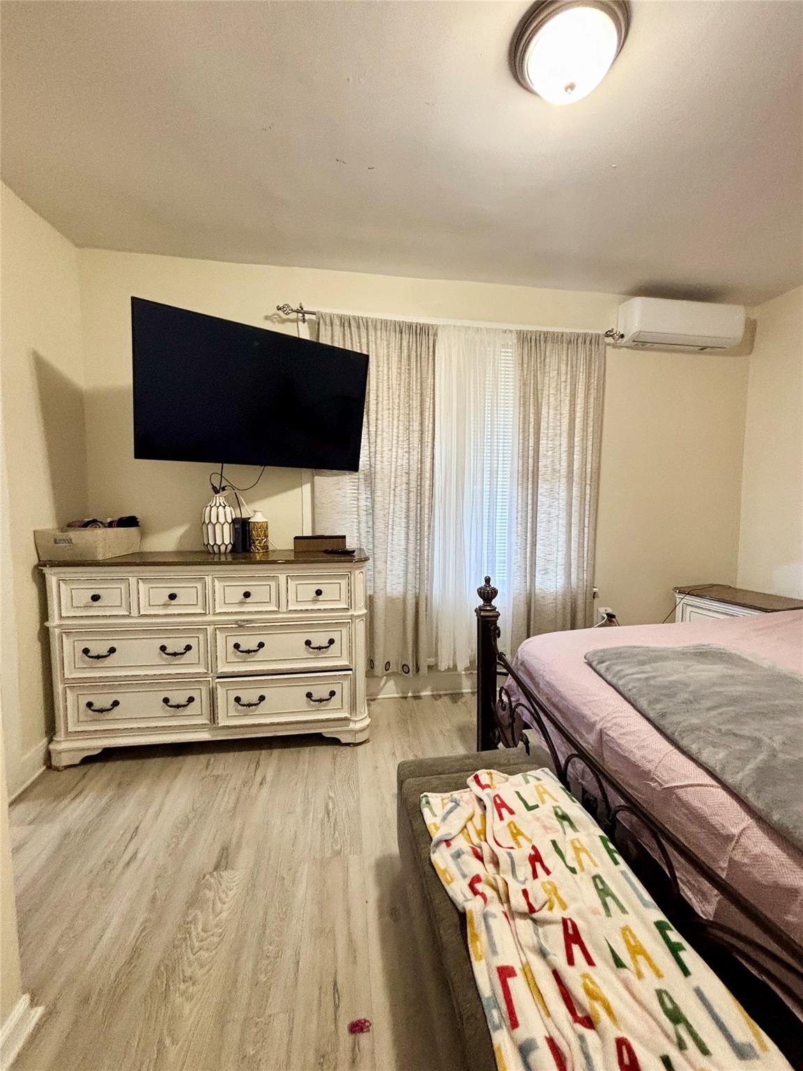 1058 Burke Avenue, Bronx, NY 10469