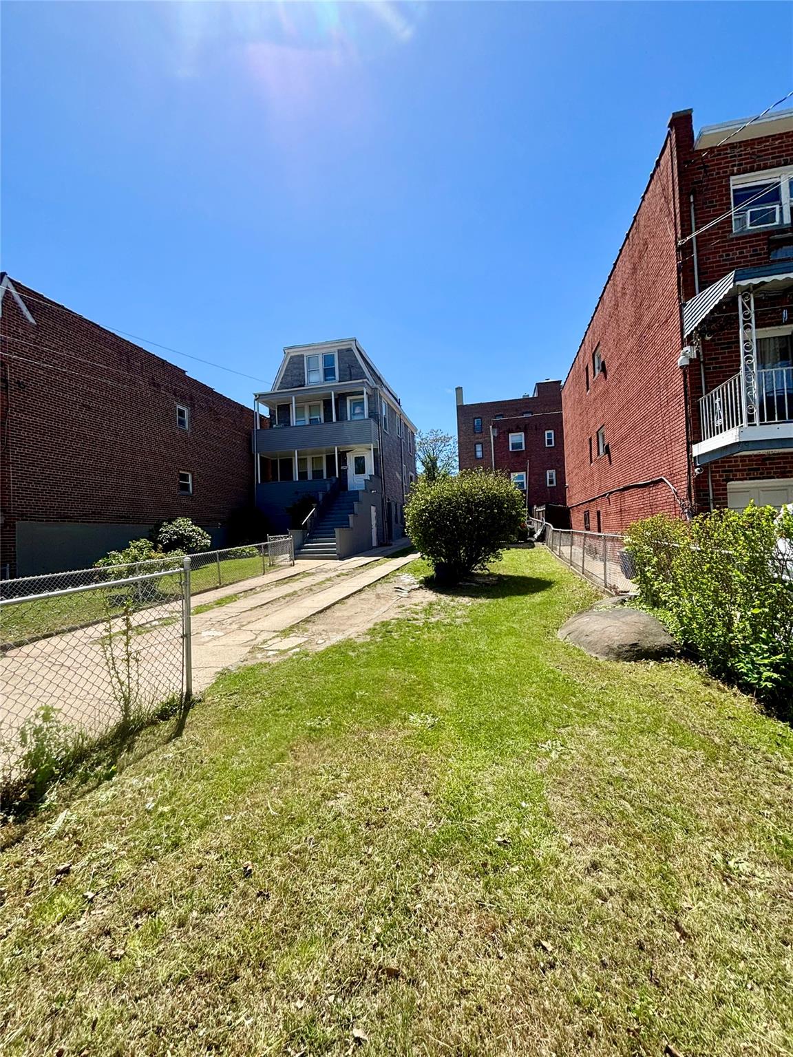 1058 Burke Avenue, Bronx, NY 10469