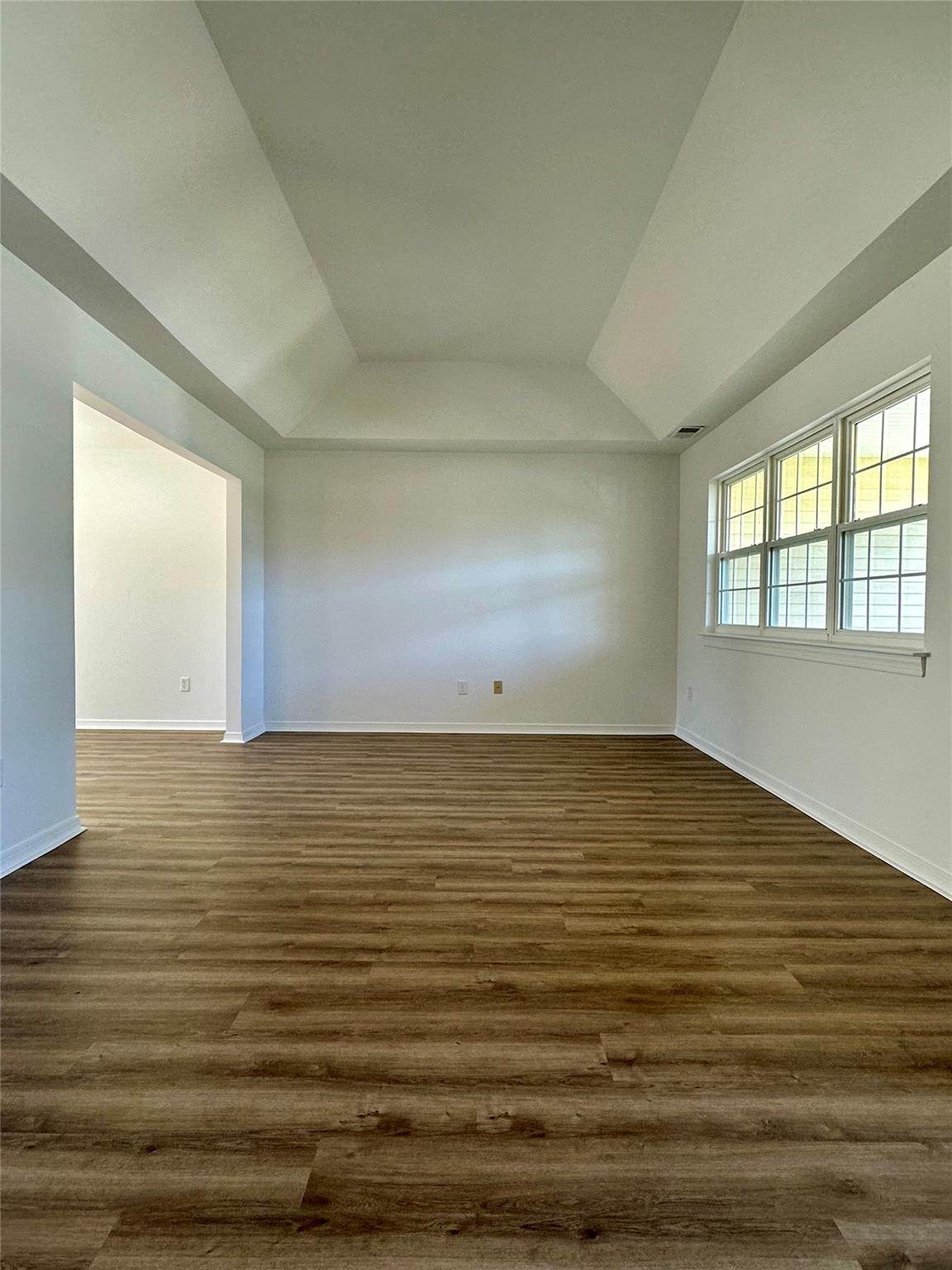 1403 Pebble Beach Path, Riverhead, NY 11901