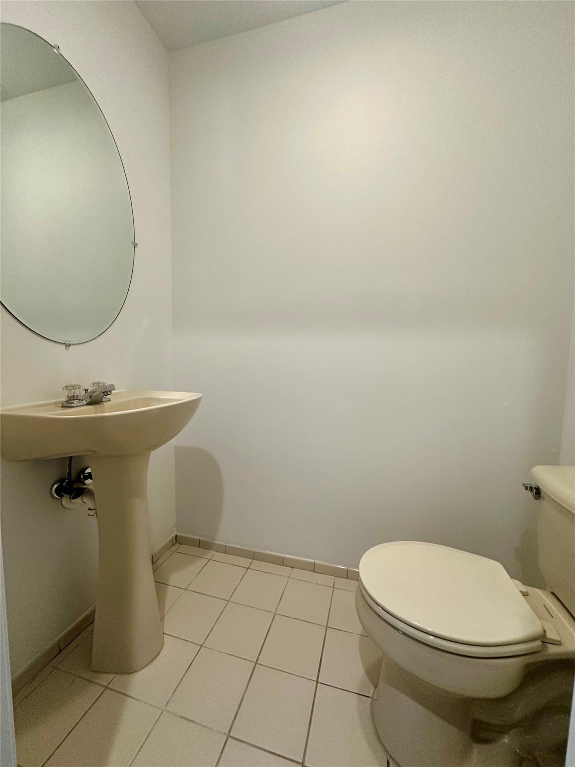 1403 Pebble Beach Path, Riverhead, NY 11901