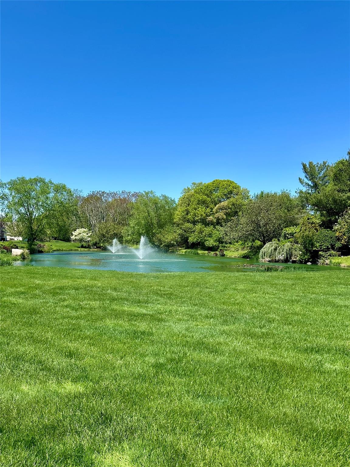 1403 Pebble Beach Path, Riverhead, NY 11901