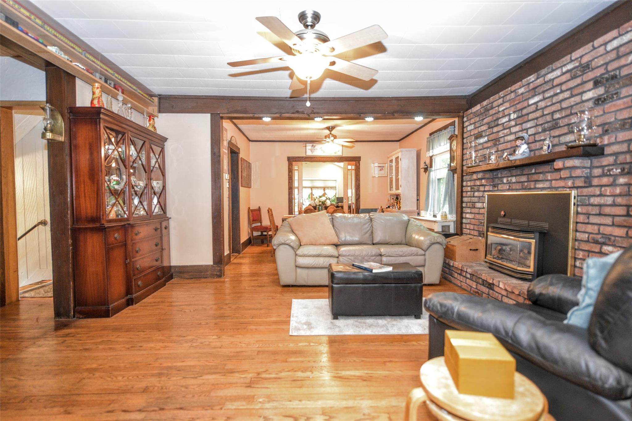 15 Hillside Avenue, Suffern, NY 10901