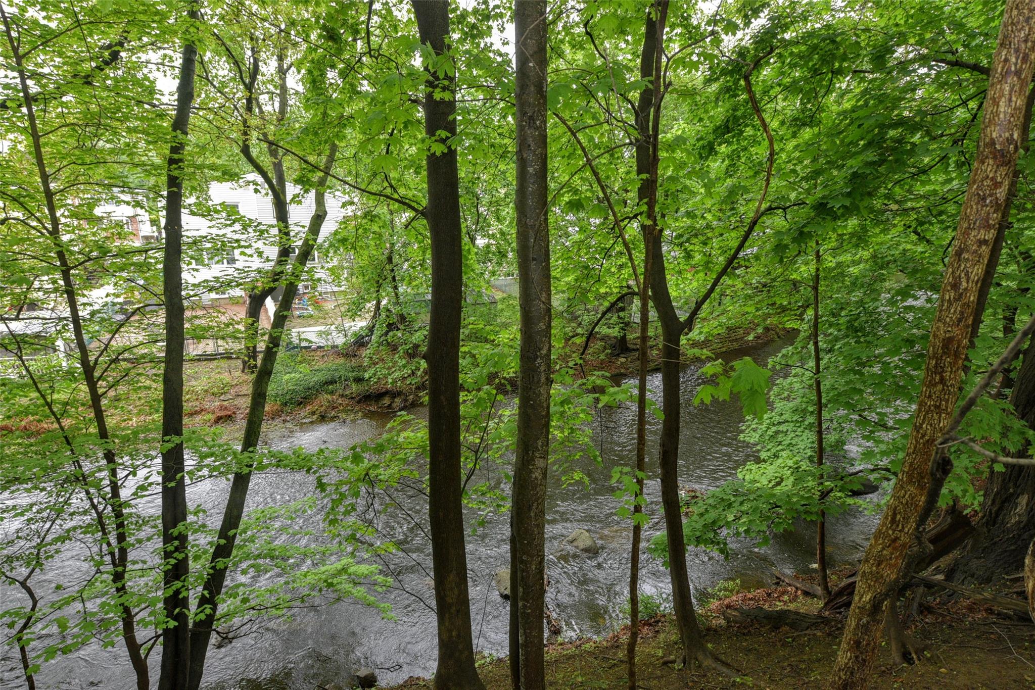 15 Hillside Avenue, Suffern, NY 10901