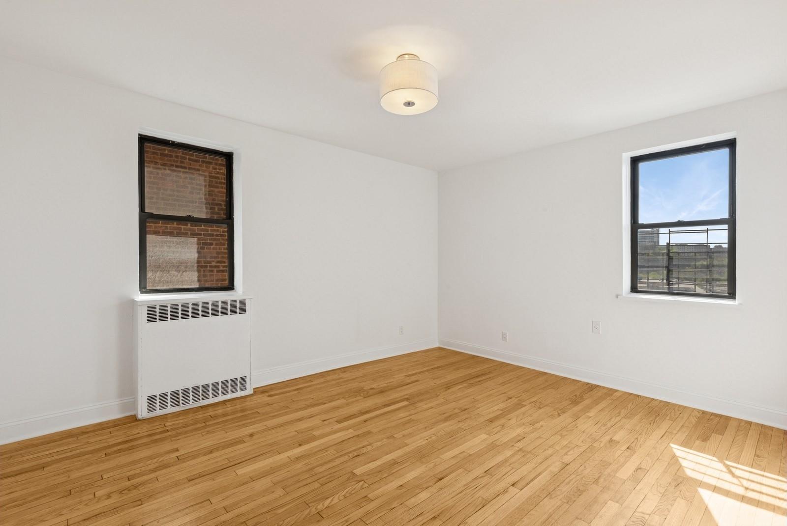 90 Park Terrace East # 3G, New York (Manhattan), NY 10034