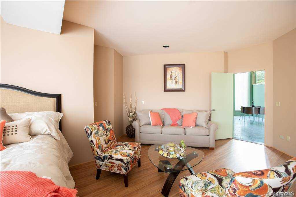 57305 Route 48, Greenport, NY 11944