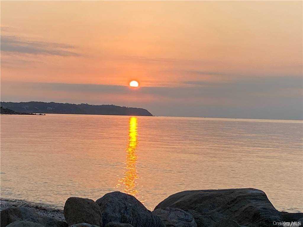 57305 Route 48, Greenport, NY 11944