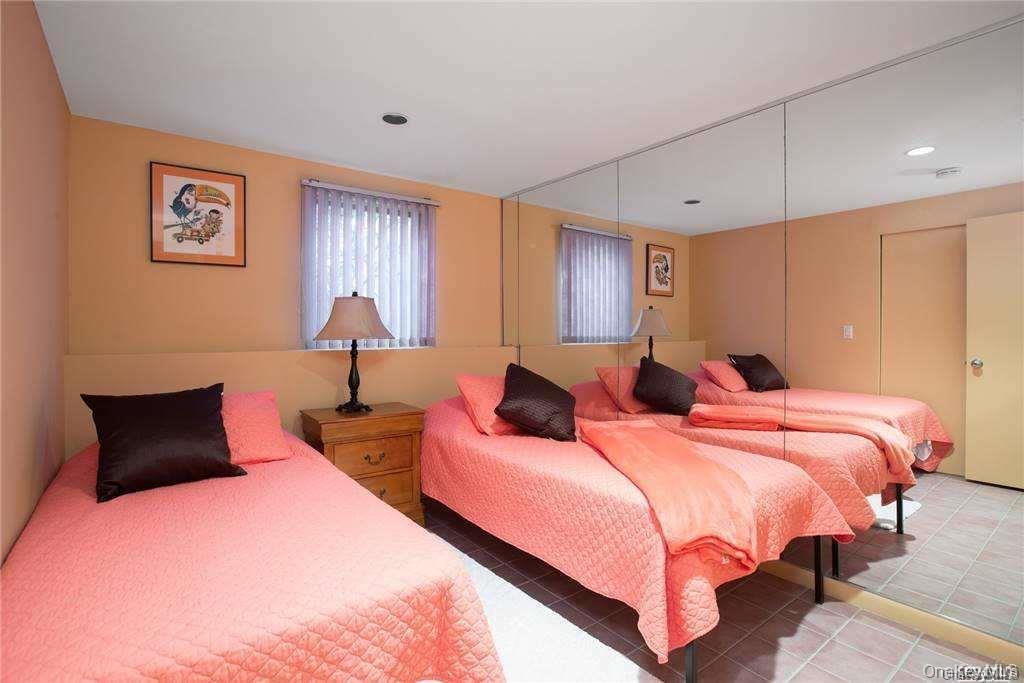 57305 Route 48, Greenport, NY 11944