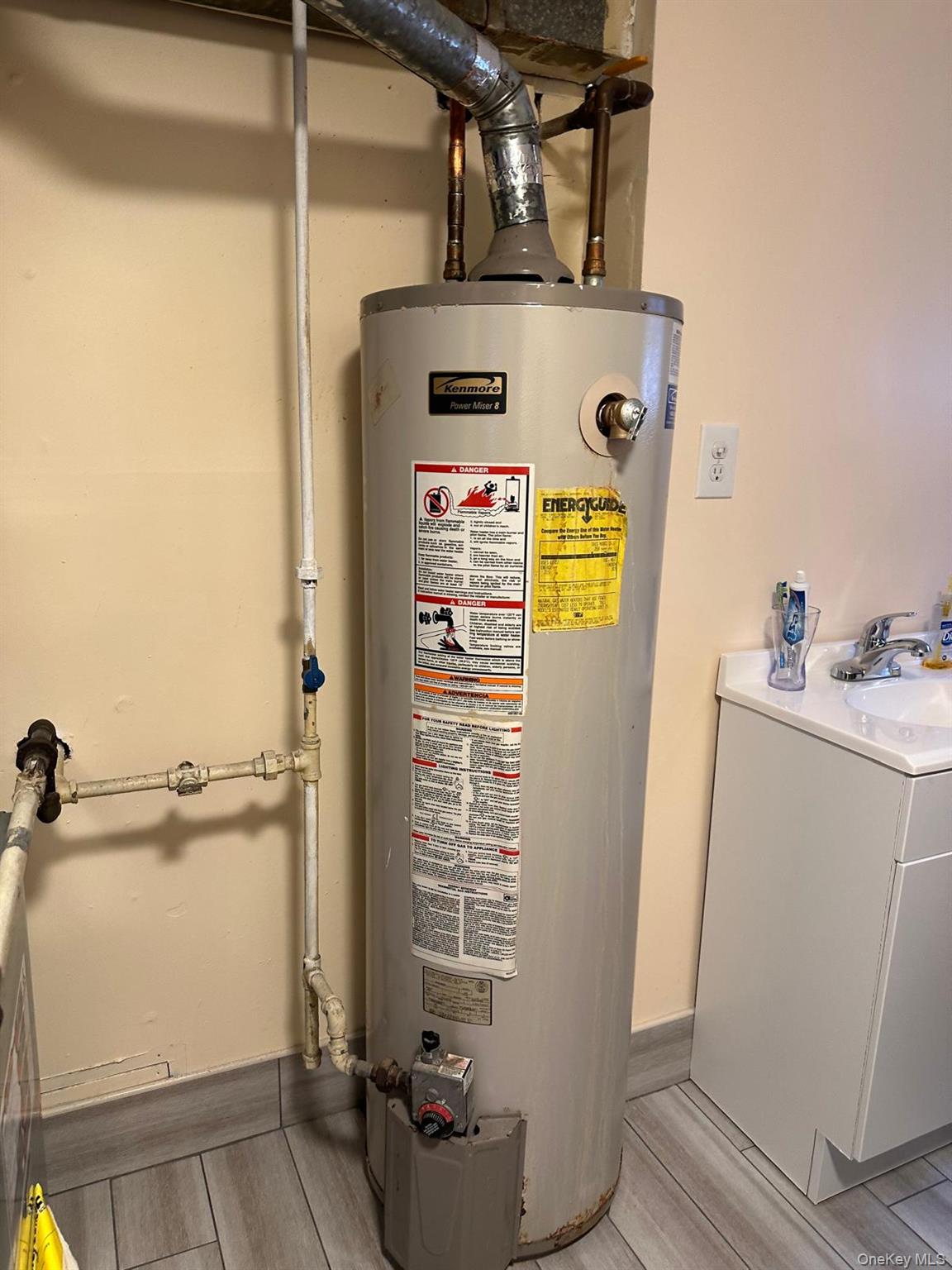 28 Glenda Drive, Deer Park, NY 11729