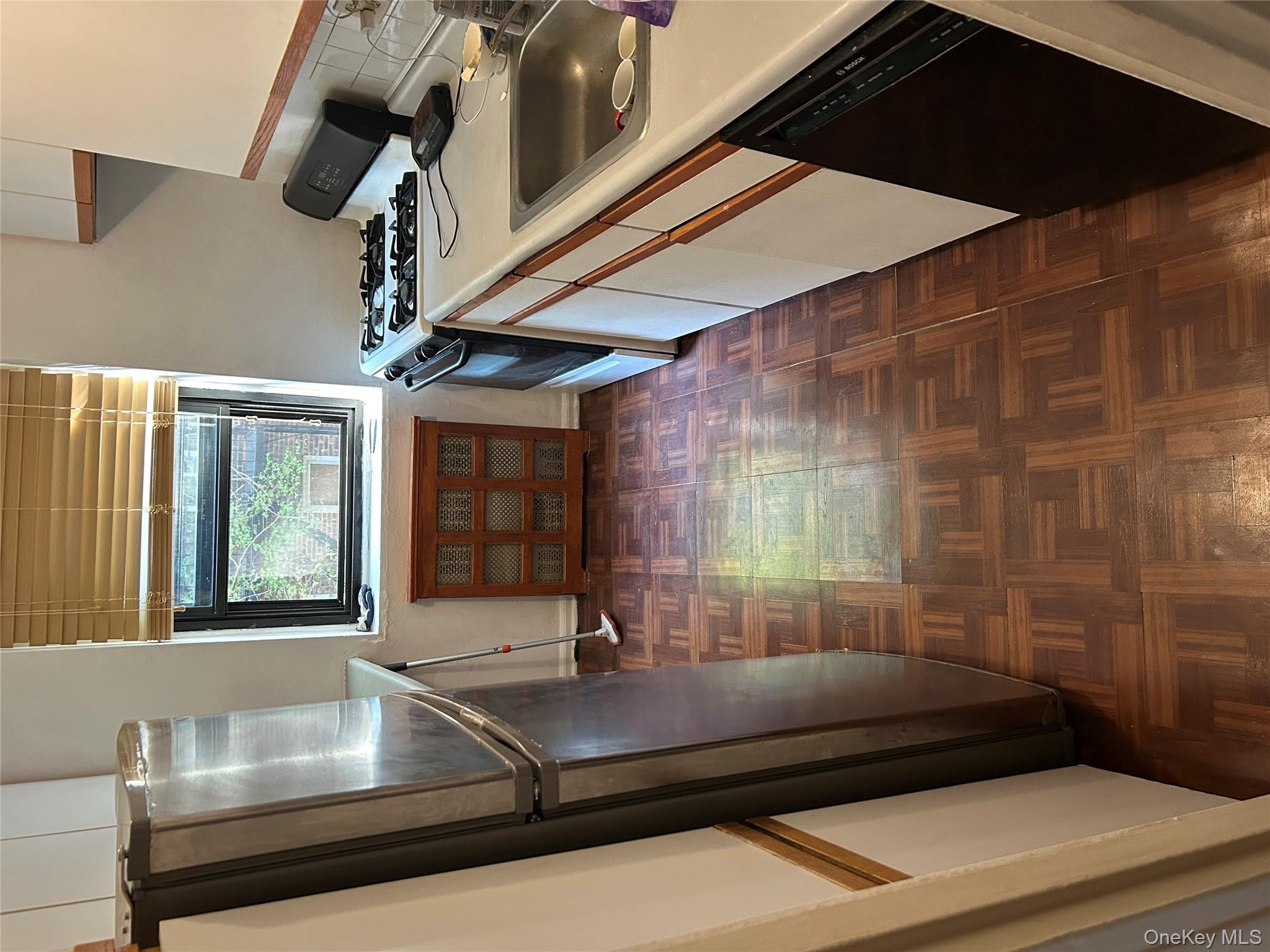 83-75 118th Street # 4H, Kew Gardens, NY 11415