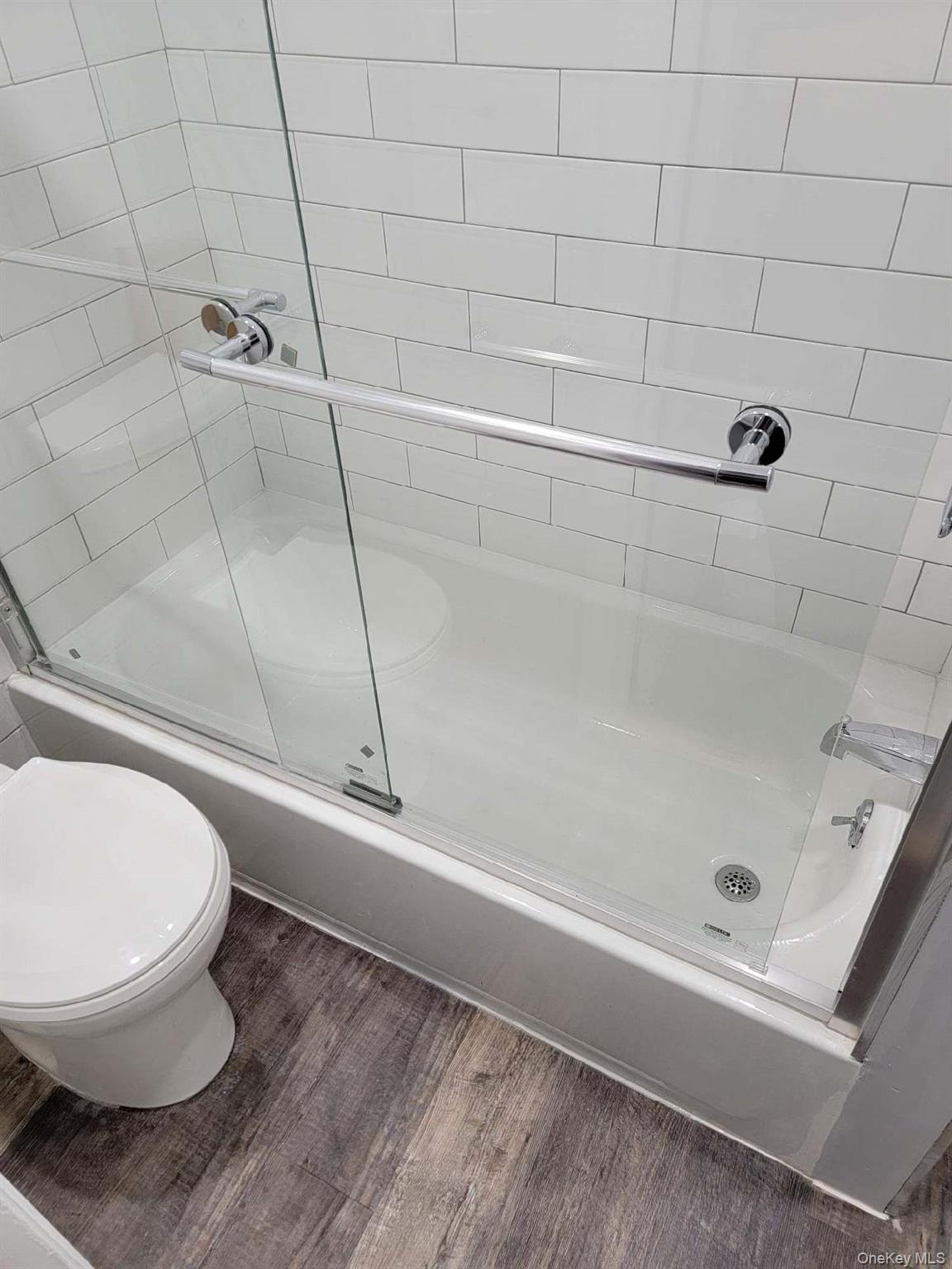 11213 Jamaica Avenue, Richmond Hill, NY 11418