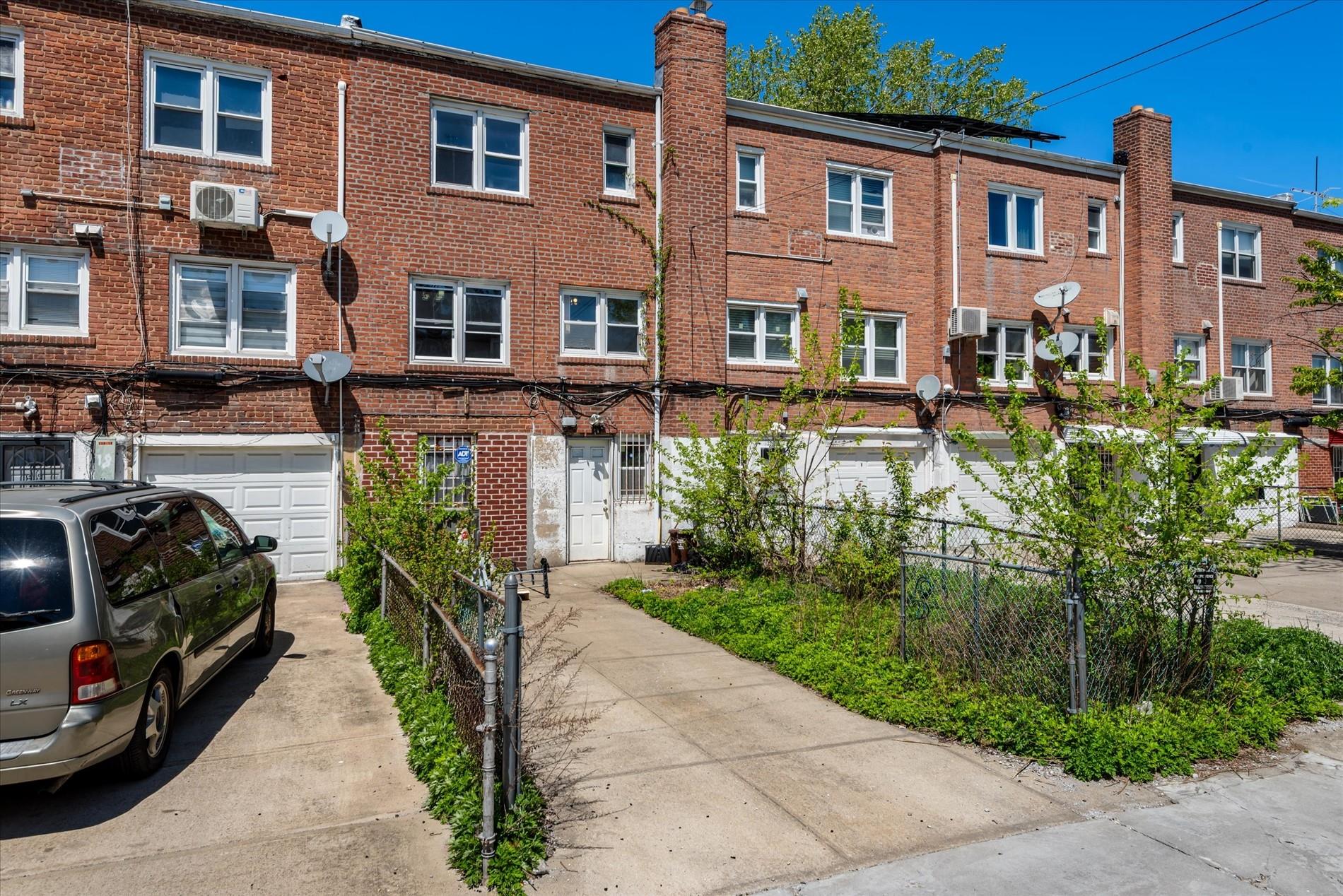 150-20 77th Avenue, Kew Garden Hills, NY 11367