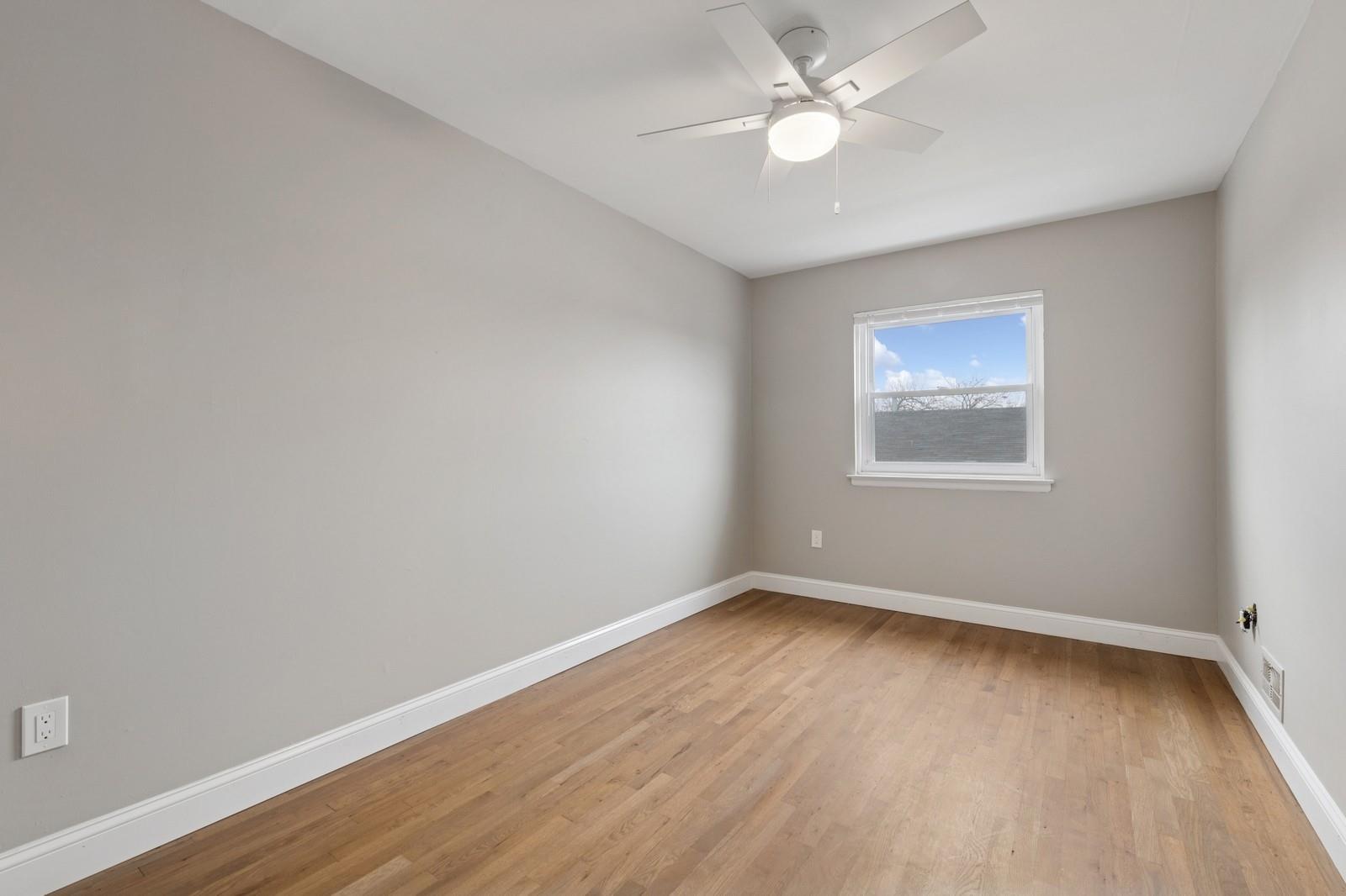 2665 Harding Ave, Bronx, NY 10465