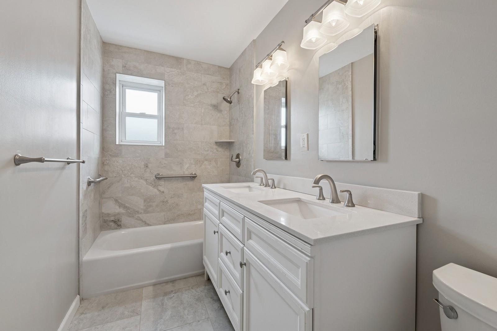 2665 Harding Ave, Bronx, NY 10465