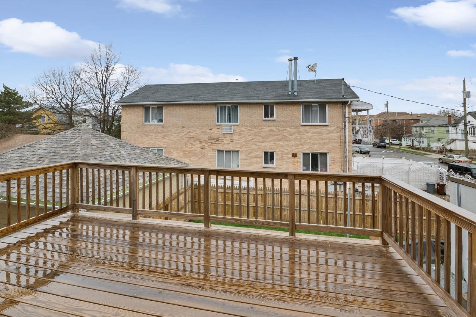 2665 Harding Ave, Bronx, NY 10465