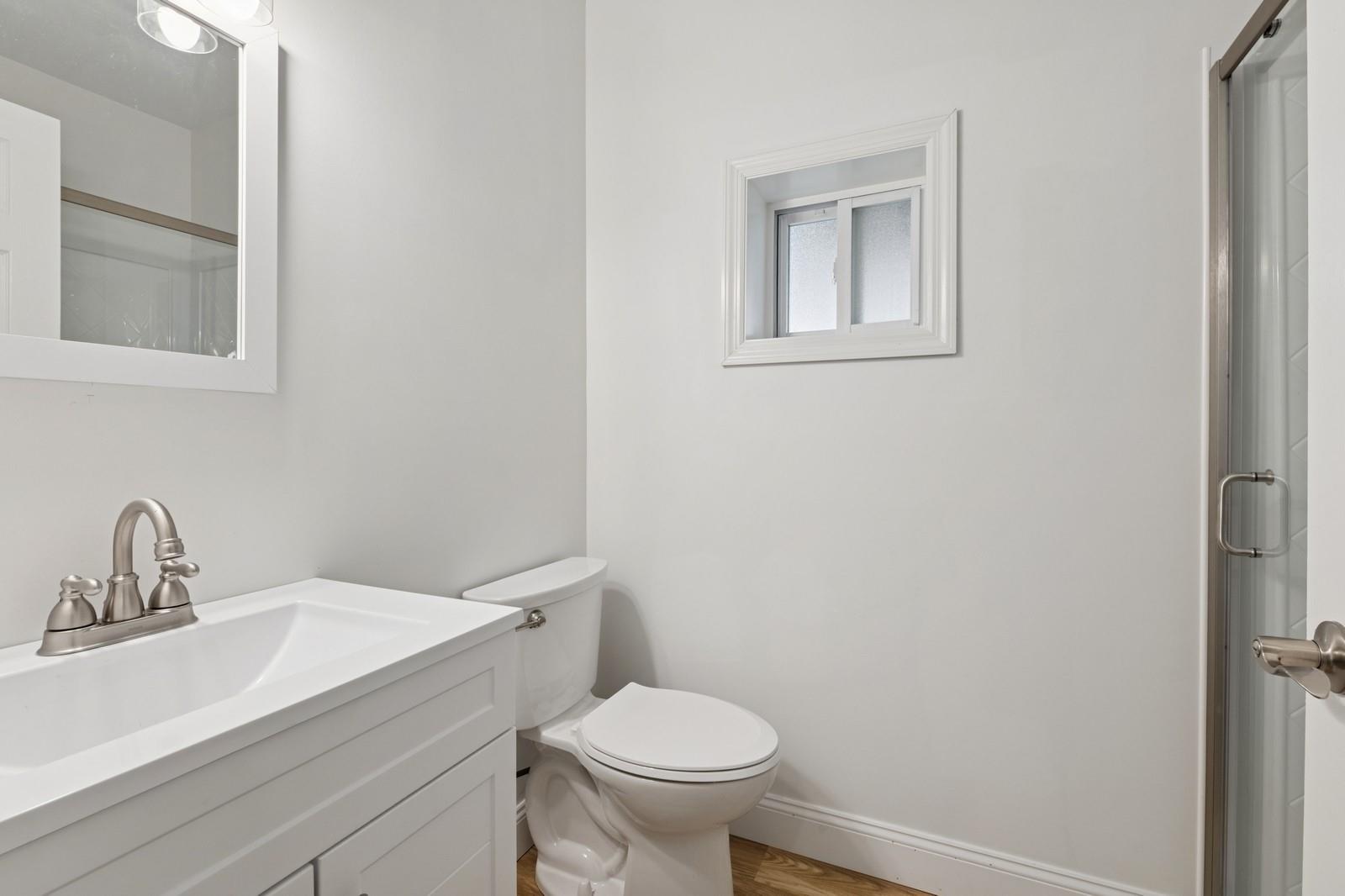 2665 Harding Ave, Bronx, NY 10465