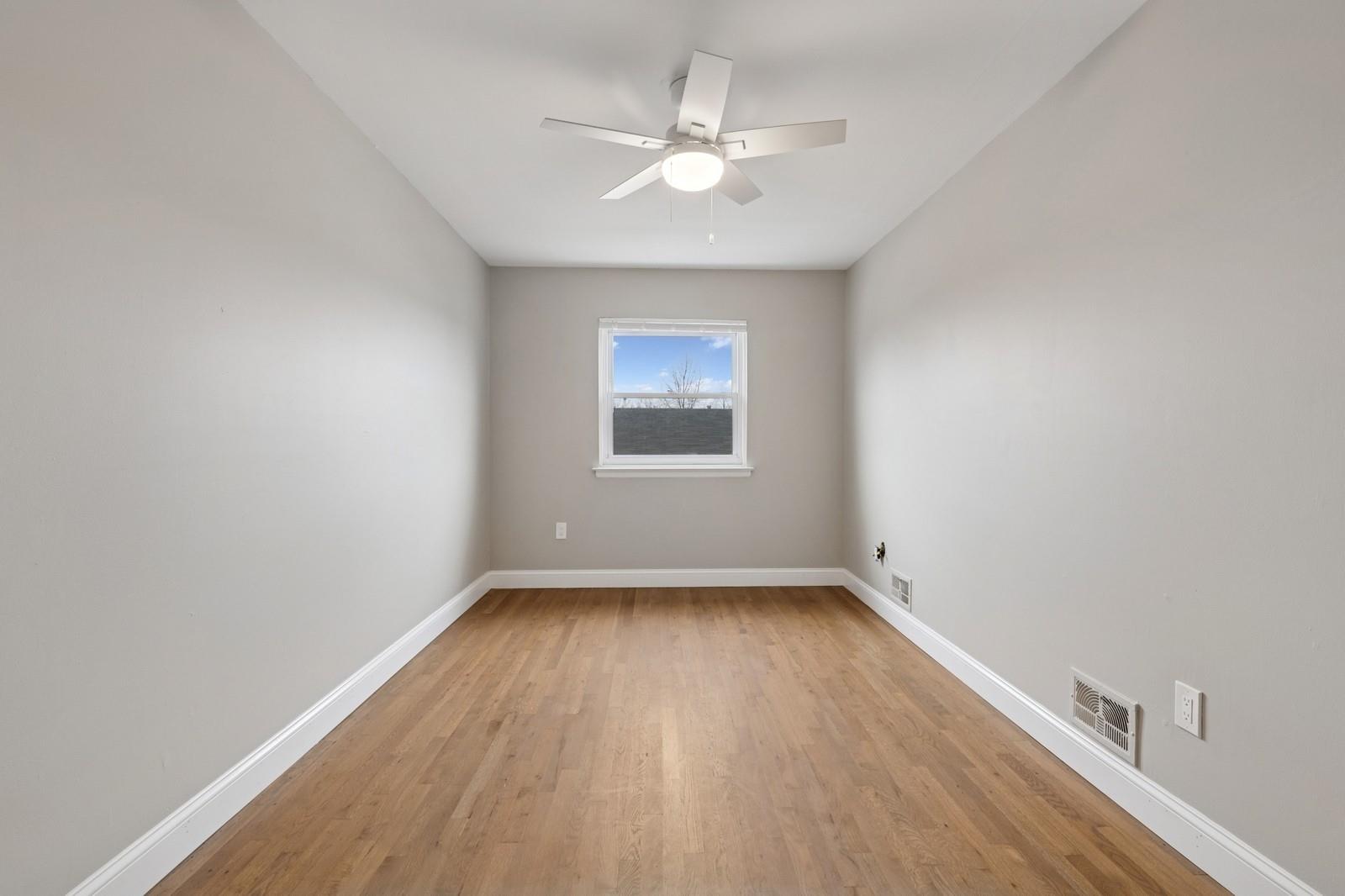 2665 Harding Ave, Bronx, NY 10465