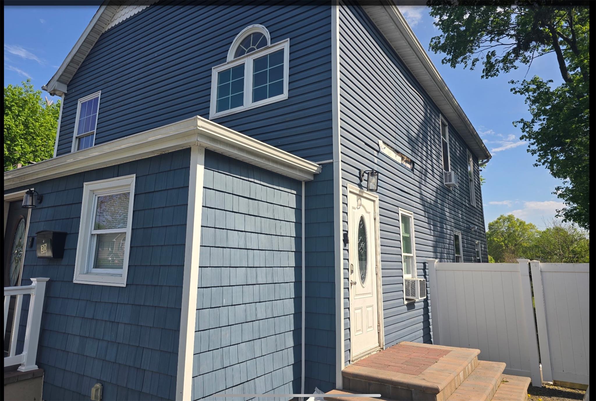 30 Mindres Avenue, Brentwood, NY 11717