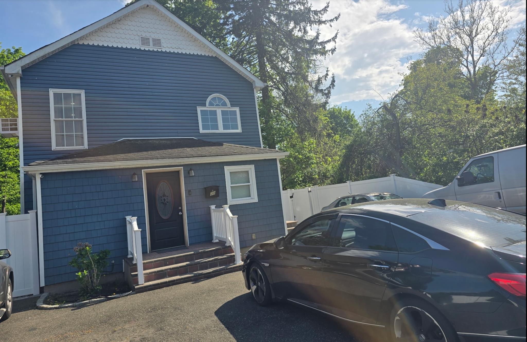 30 Mindres Avenue, Brentwood, NY 11717