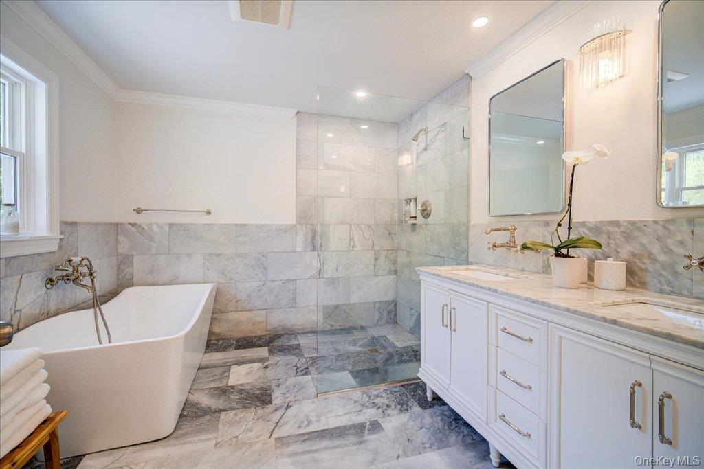 78 Schultz Hill Road, Rhinebeck, NY 12580