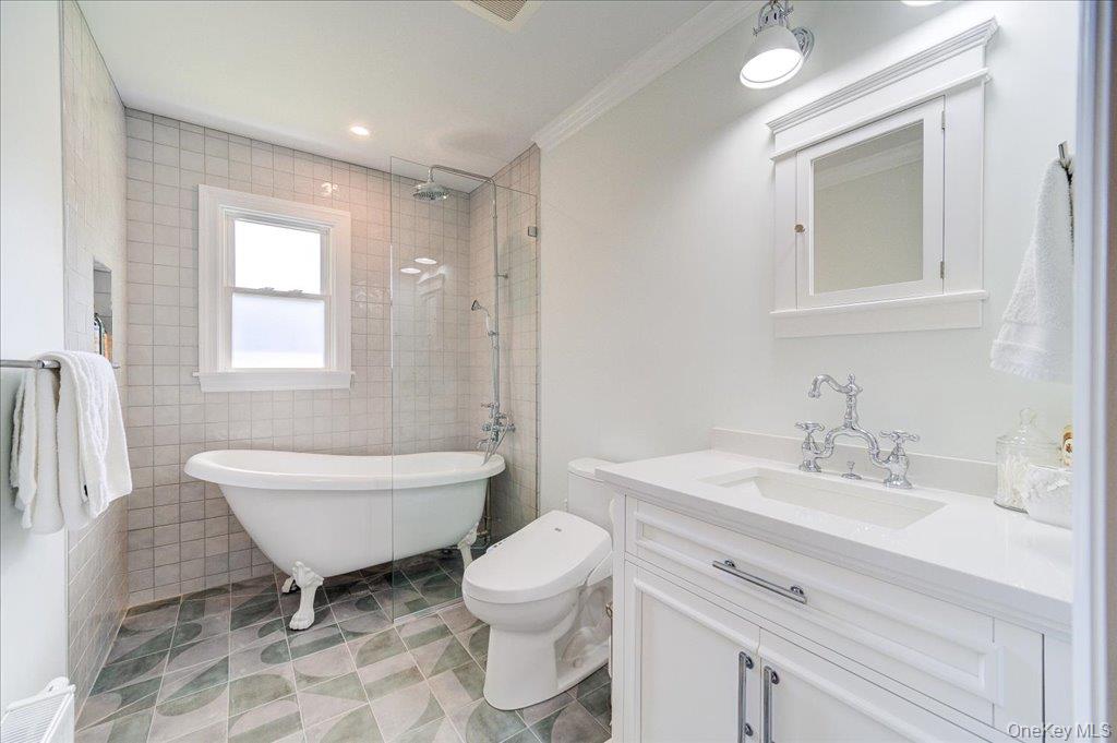 78 Schultz Hill Road, Rhinebeck, NY 12580