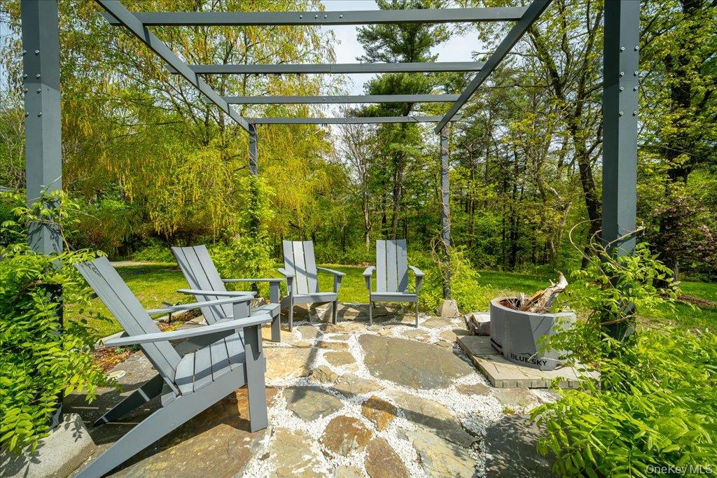 78 Schultz Hill Road, Rhinebeck, NY 12580